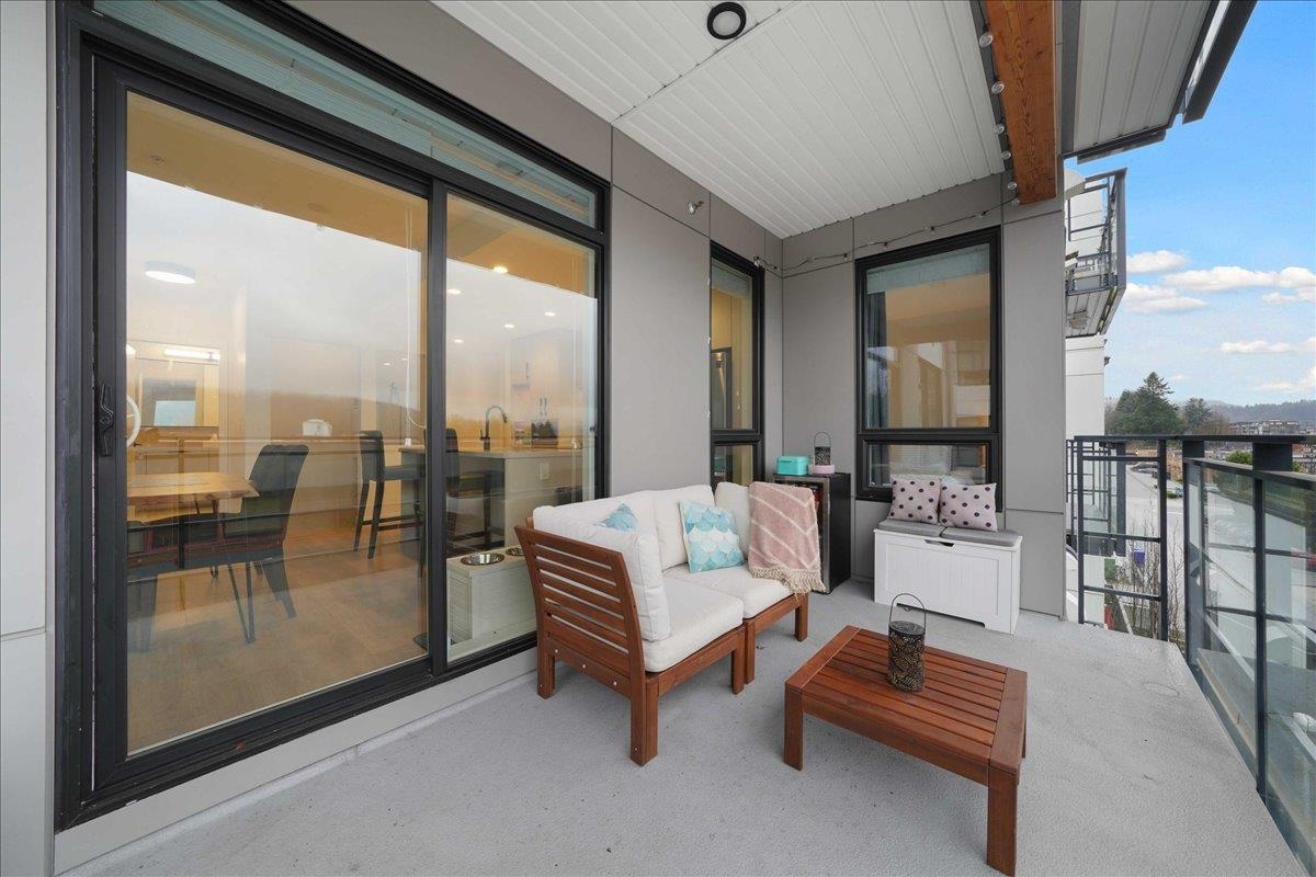 406 3018 ST GEORGE STREET 25