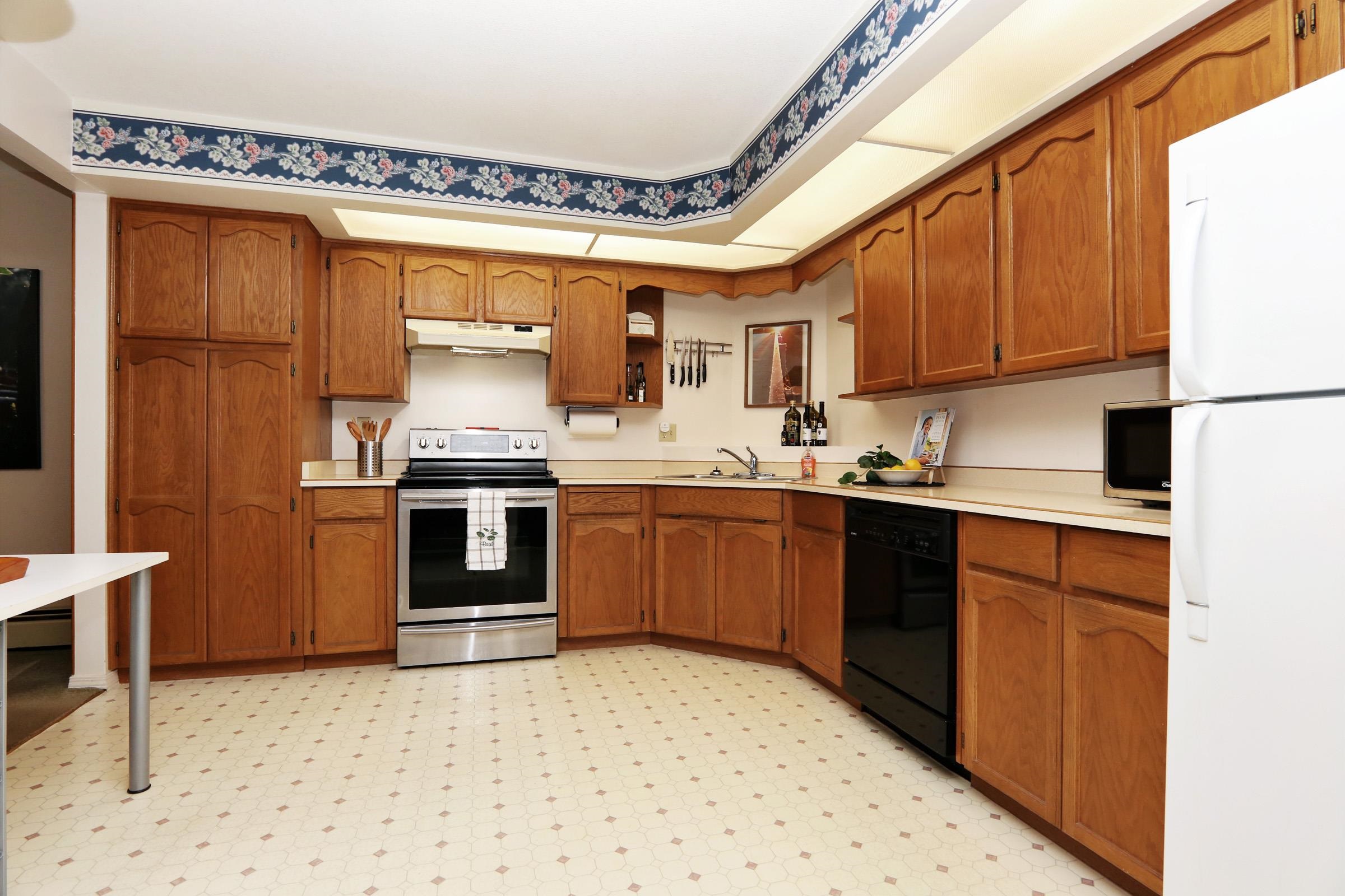 206 31930 OLD YALE ROAD 6