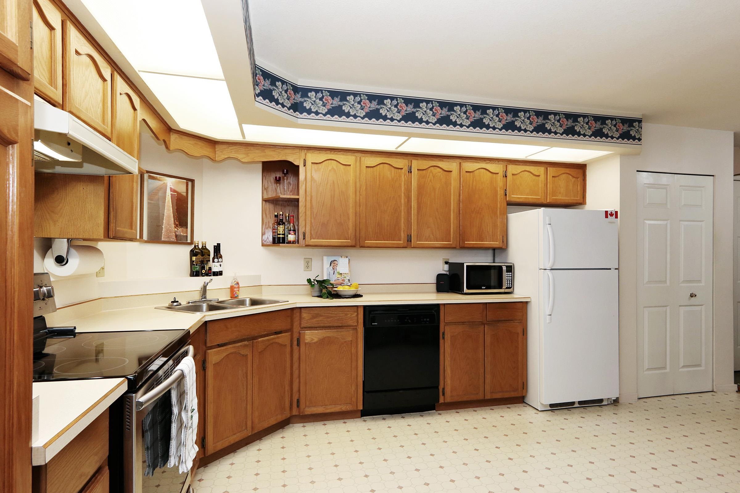 206 31930 OLD YALE ROAD 8