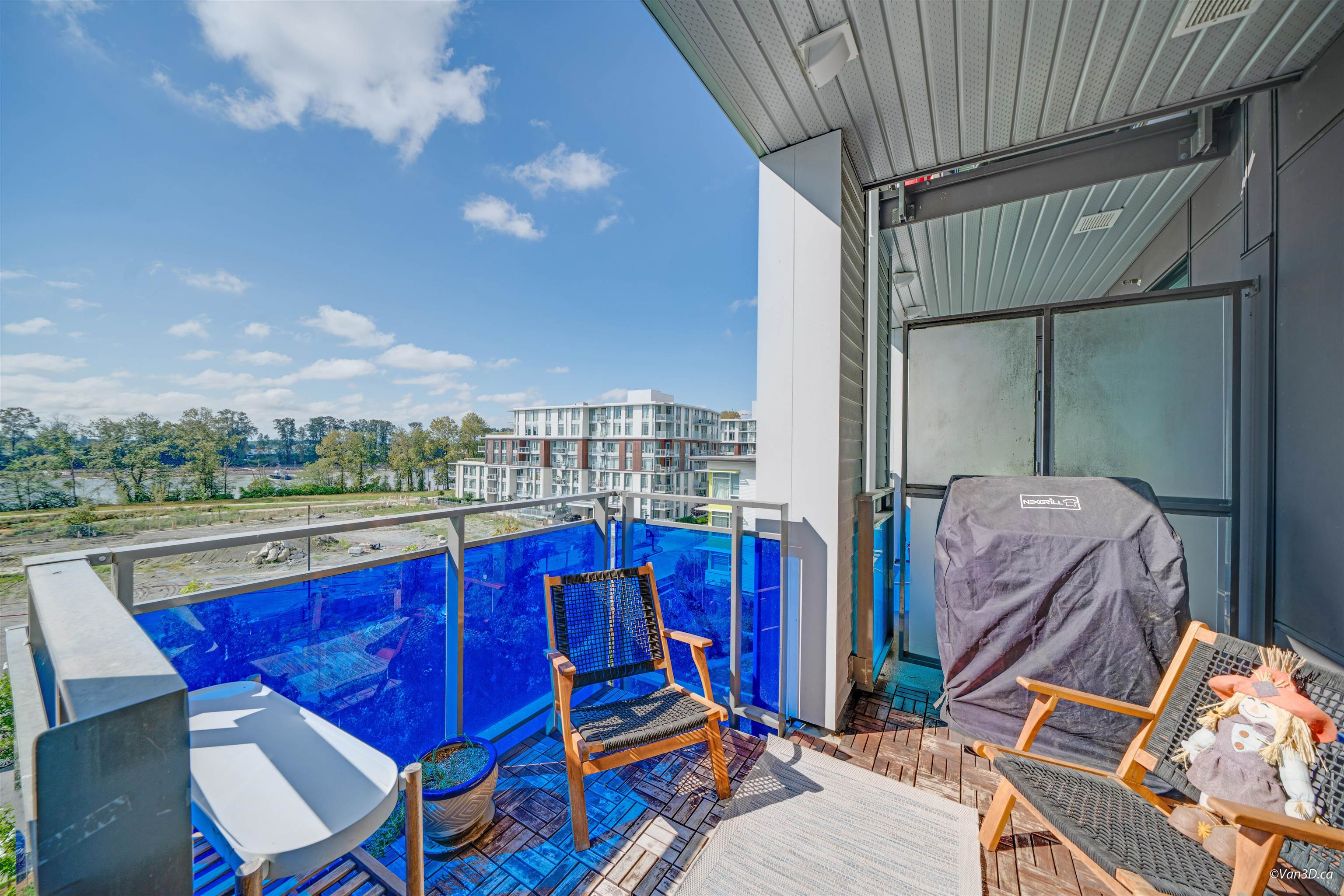 502 3289 RIVERWALK AVENUE 19