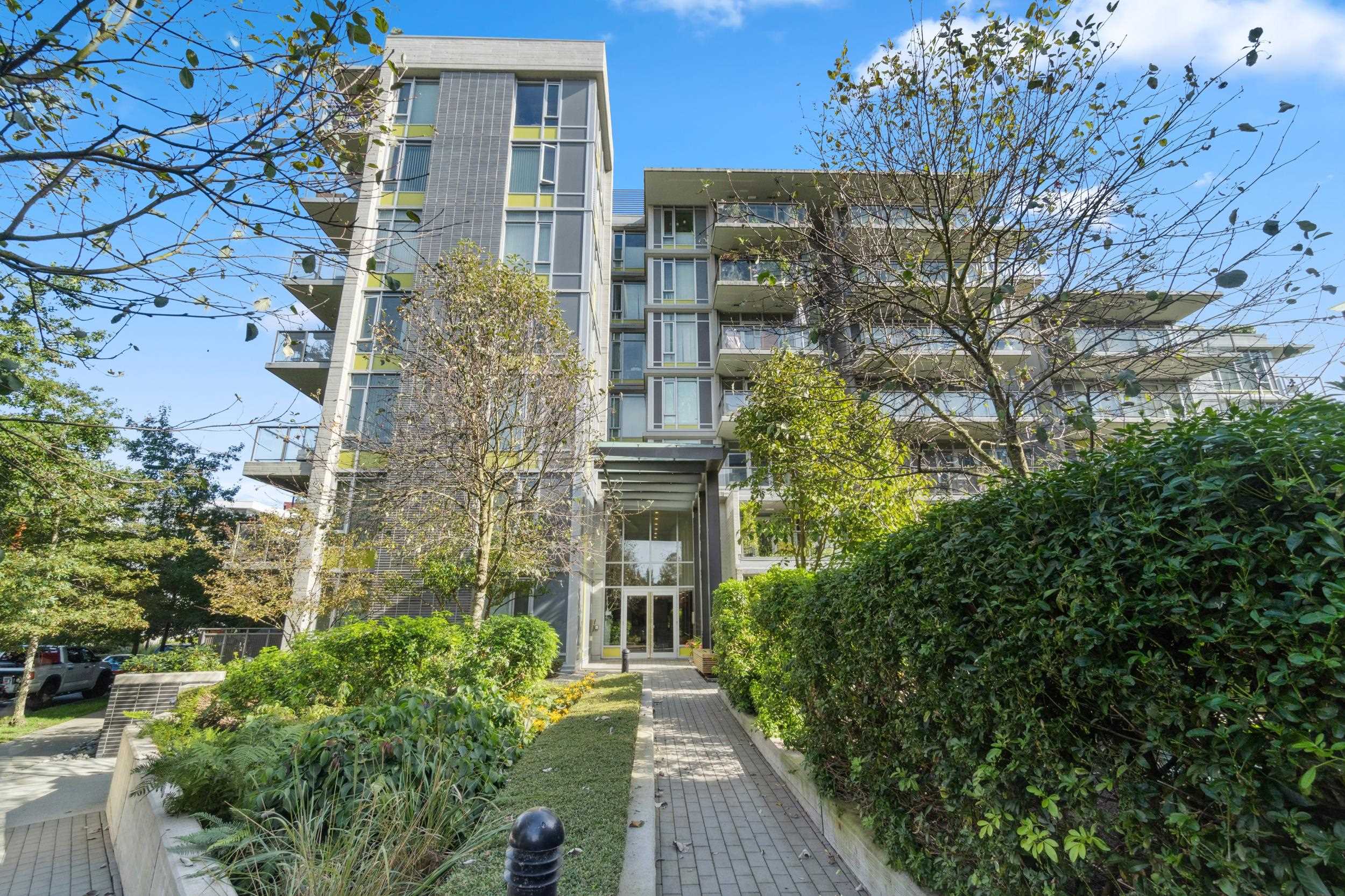 109 3168 RIVERWALK AVENUE 2