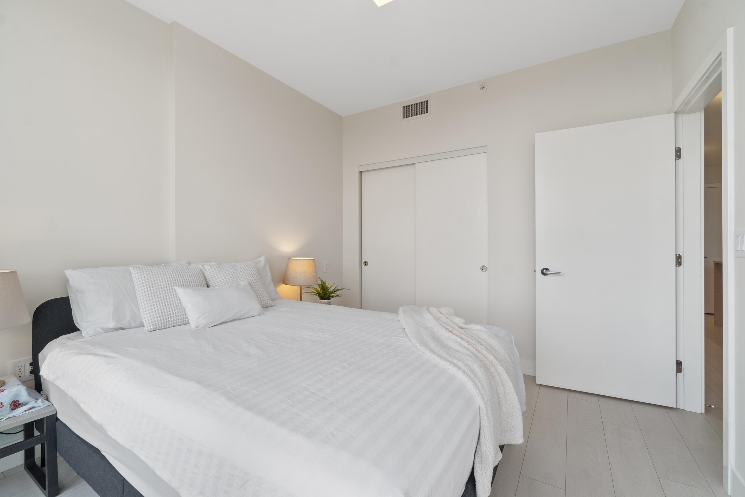1704 3538 SAWMILL CRESCENT 11