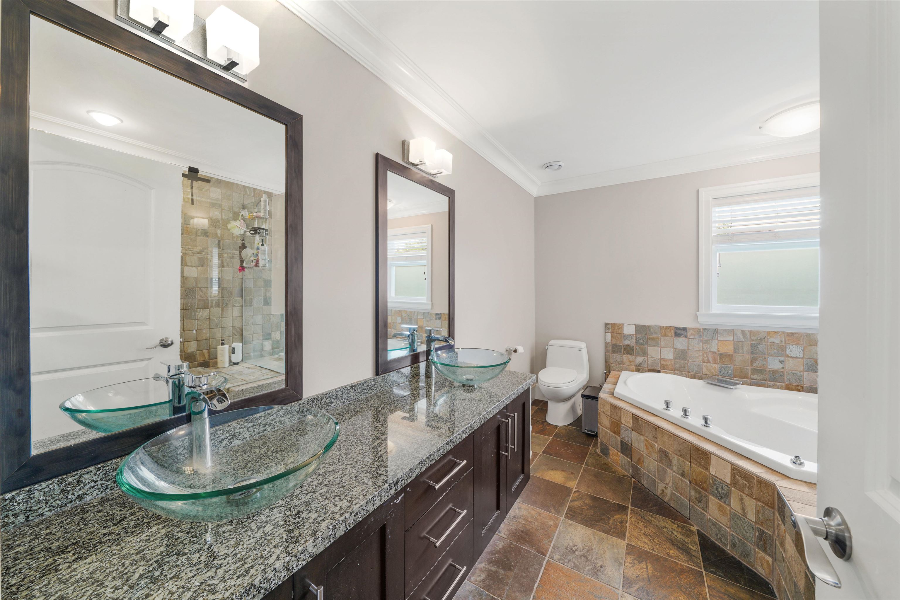 7251 KITCHENER STREET 18
