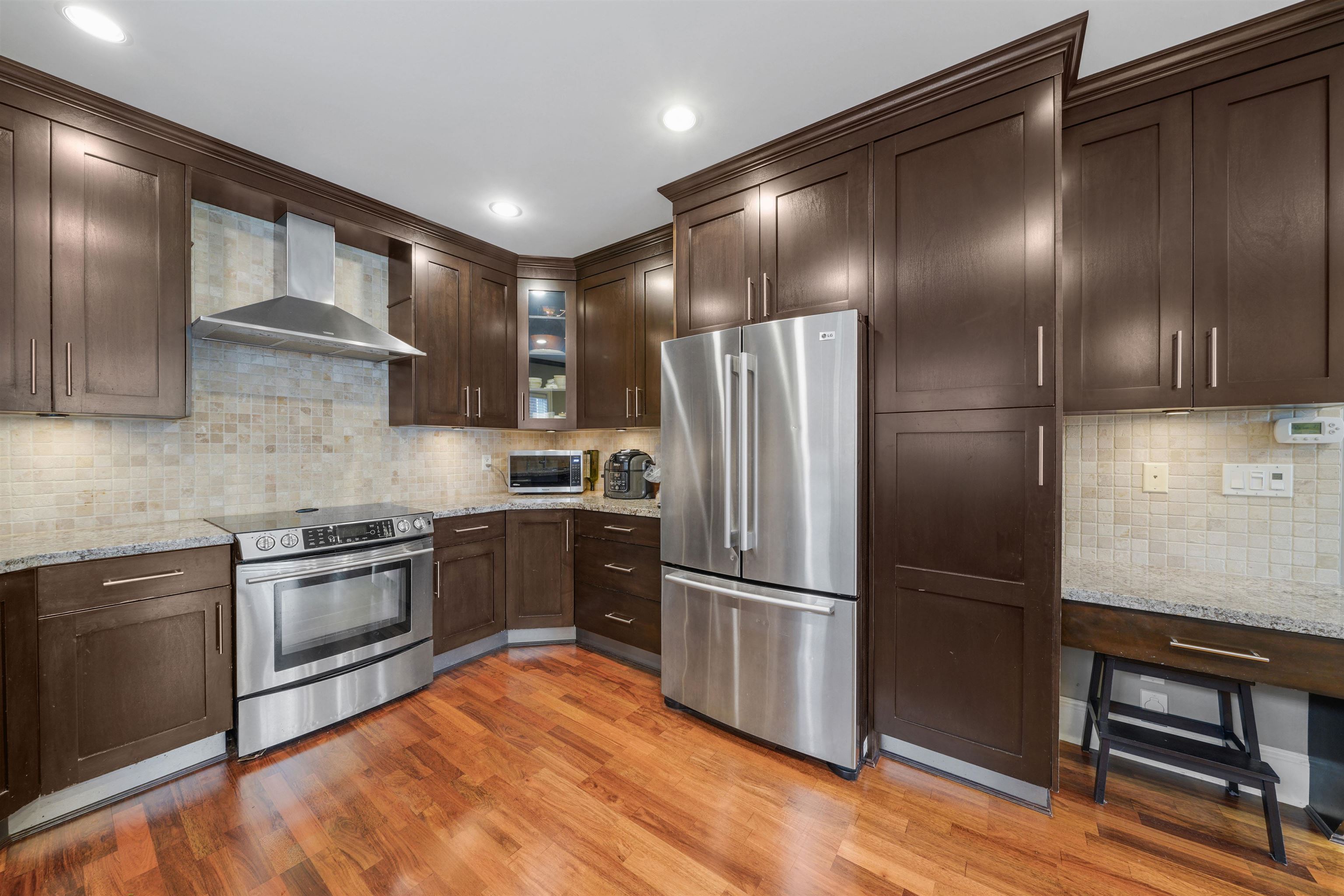 7251 KITCHENER STREET 8