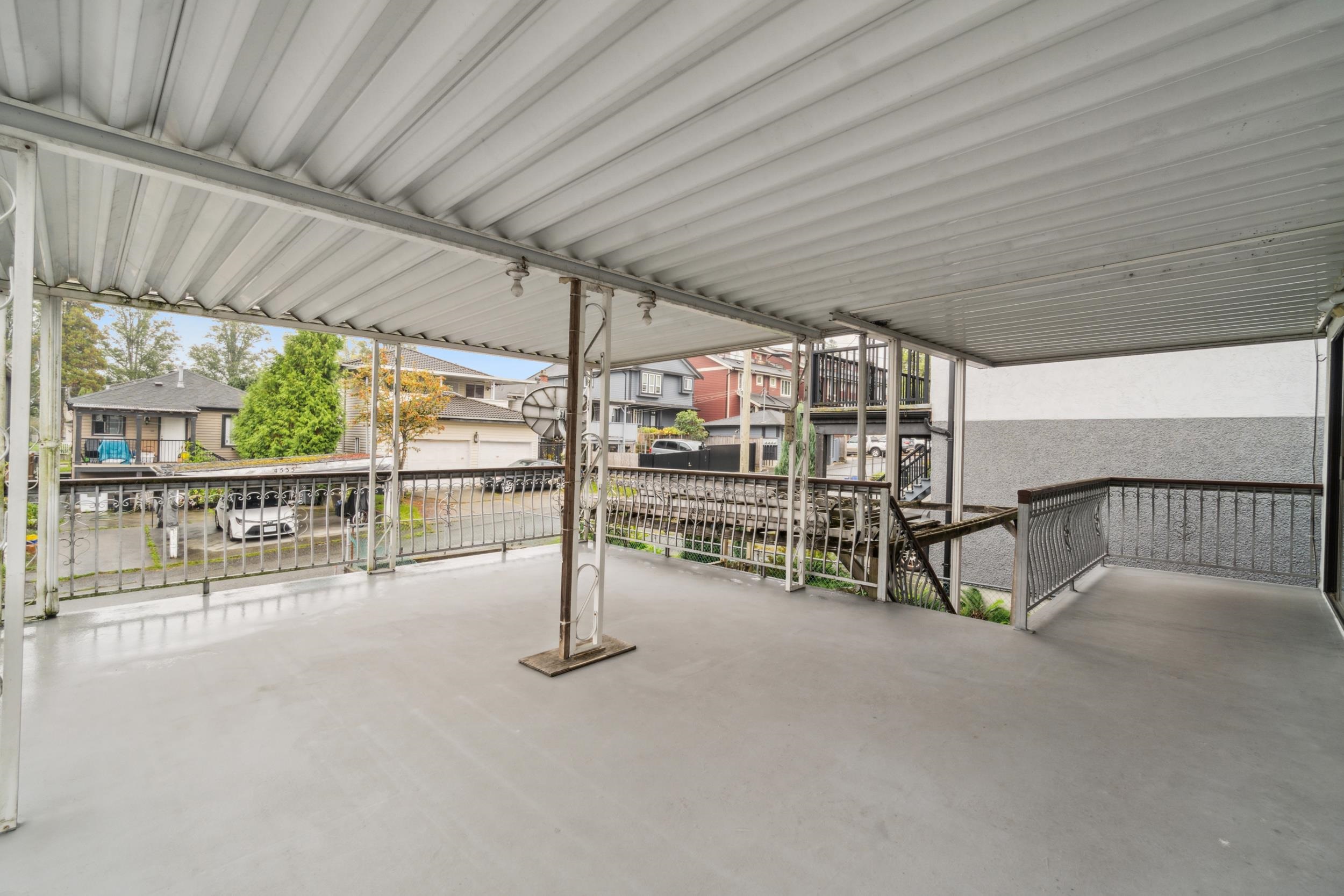 4508 GOTHARD STREET 14