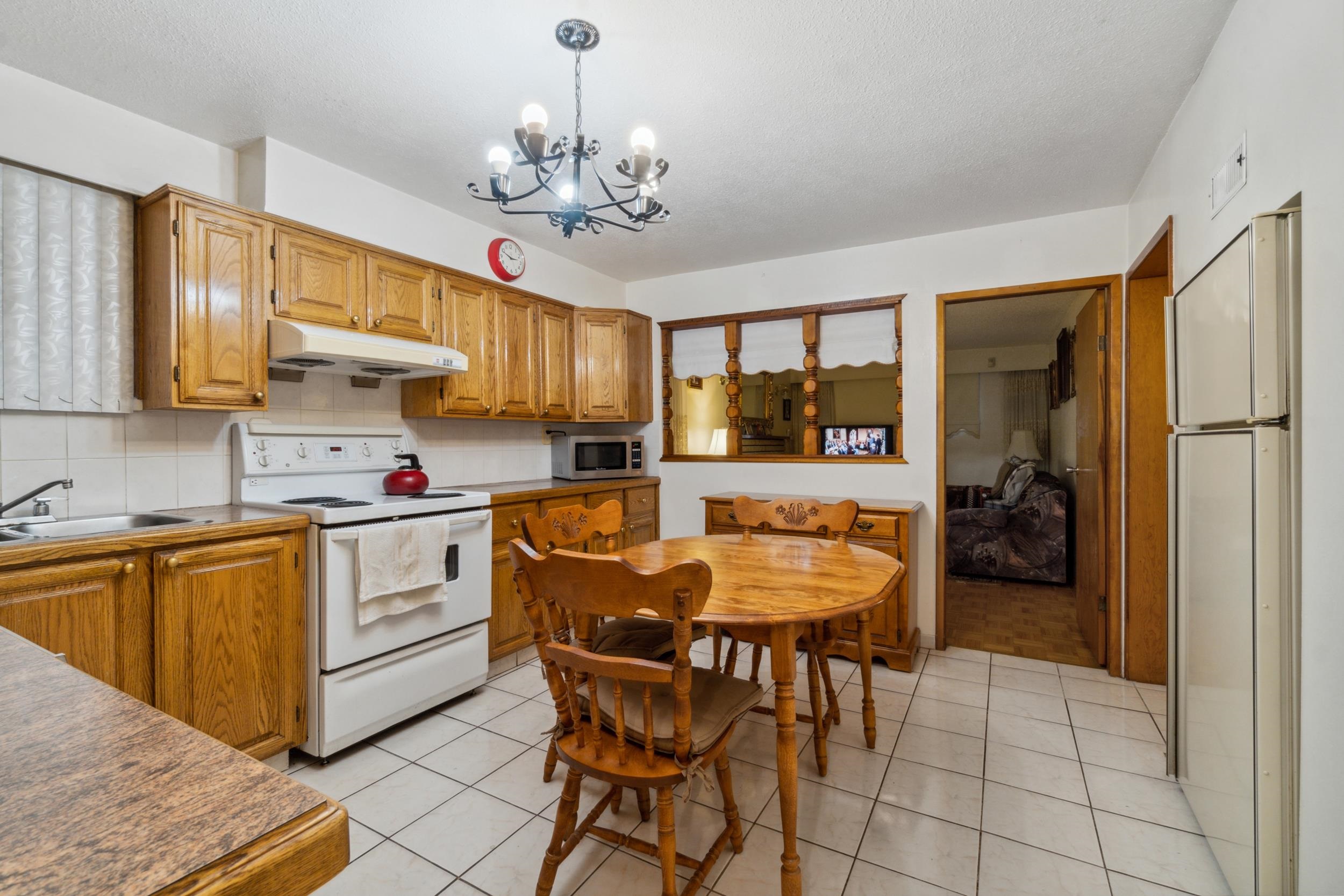 4508 GOTHARD STREET 22