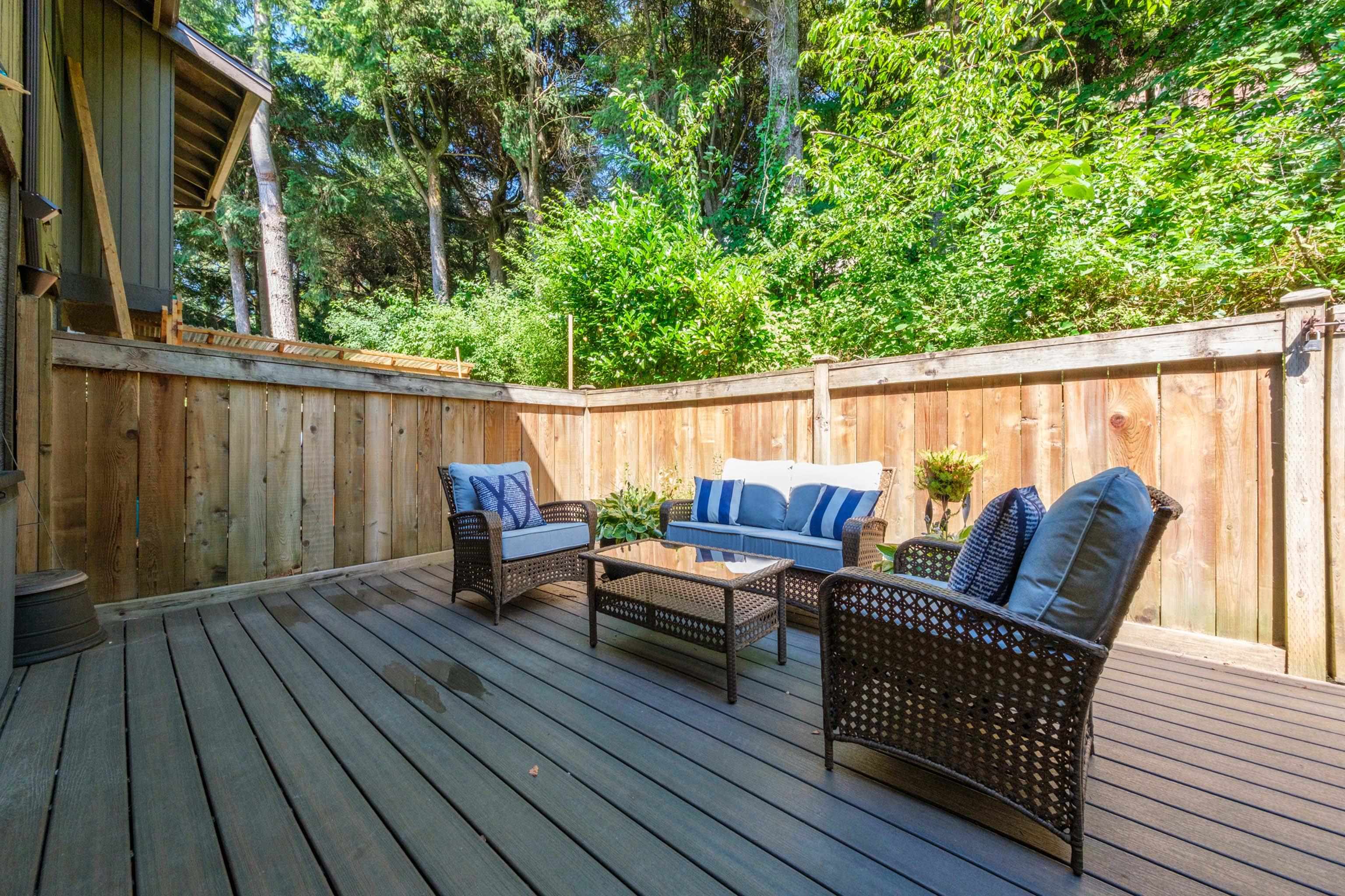 1033 OLD LILLOOET ROAD 13