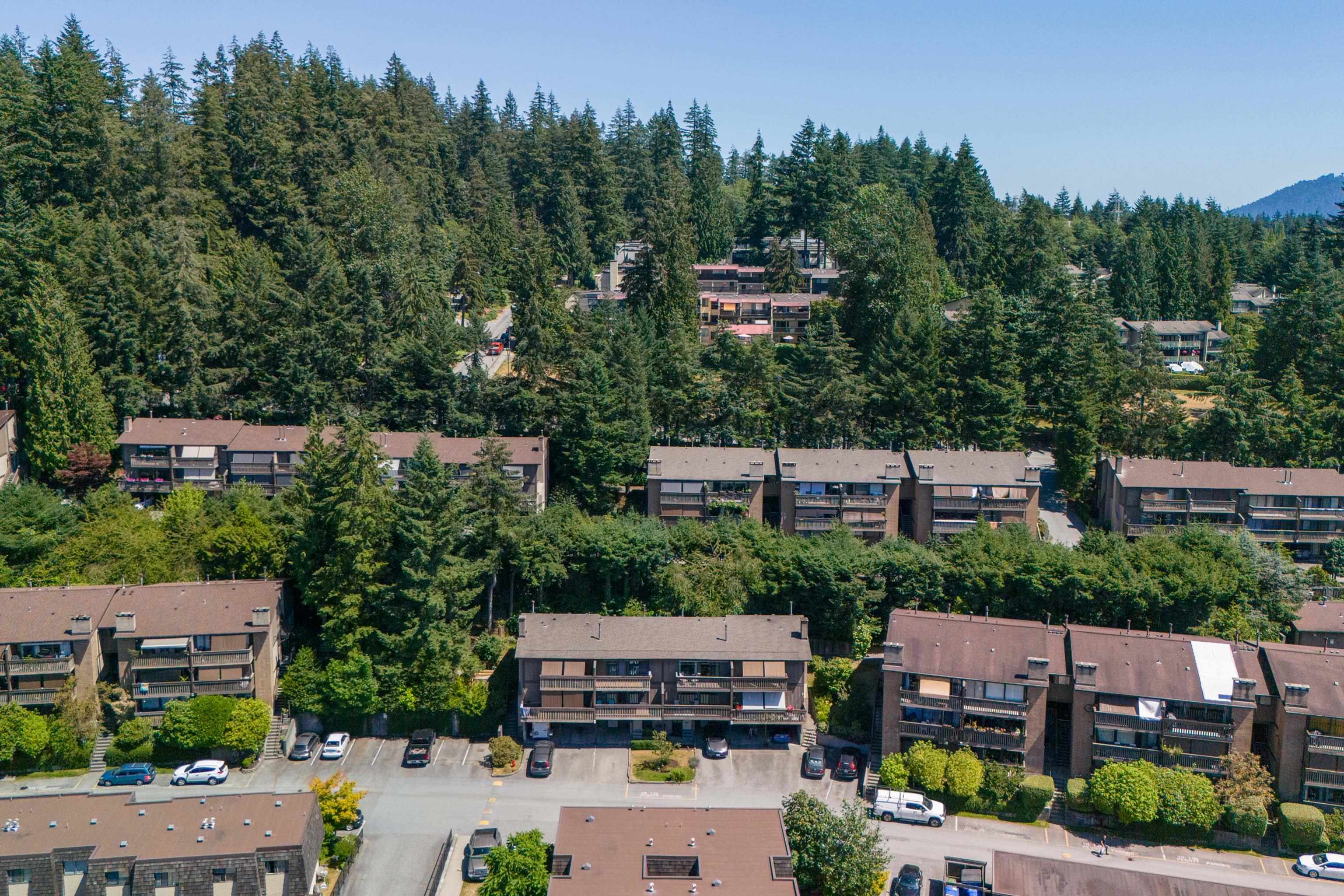 1033 OLD LILLOOET ROAD 37