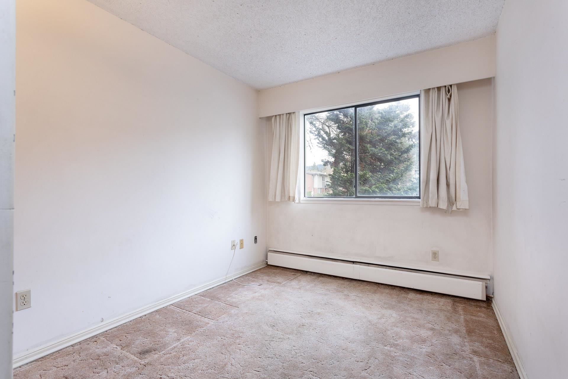 117 9202 HORNE STREET 13