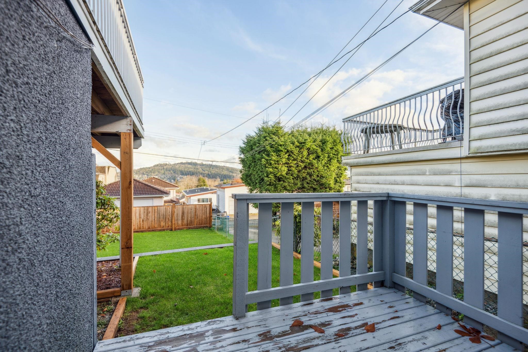 20 SEA AVENUE 33