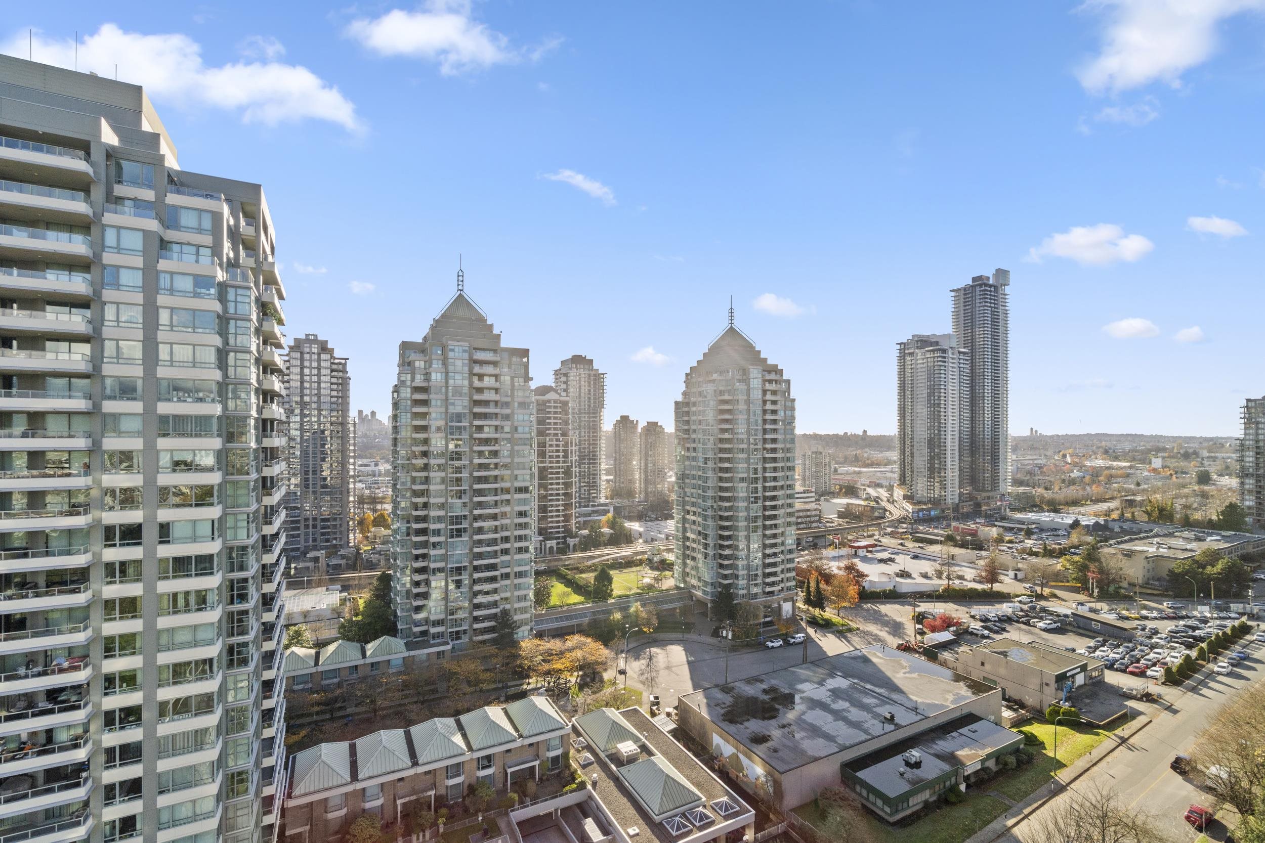 1805 4353 HALIFAX STREET 19