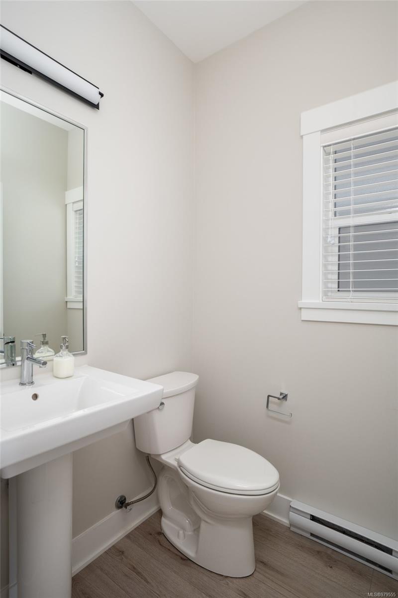1143 Moonstone Loop Langford 13
