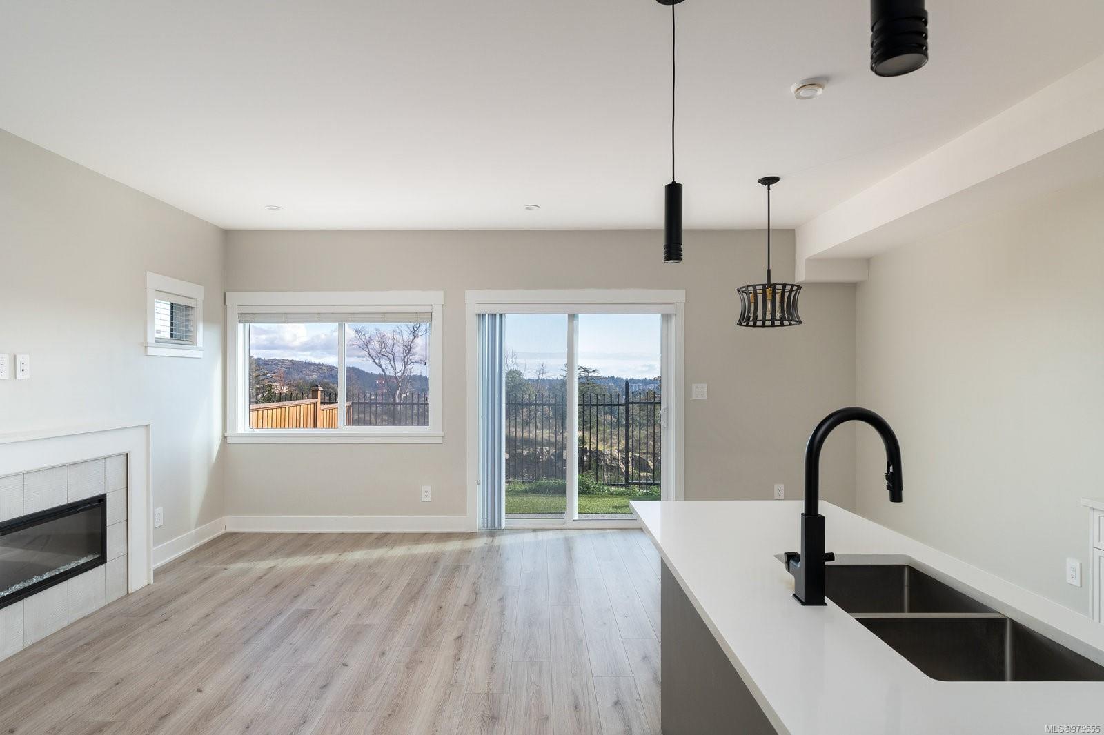 1143 Moonstone Loop Langford 3