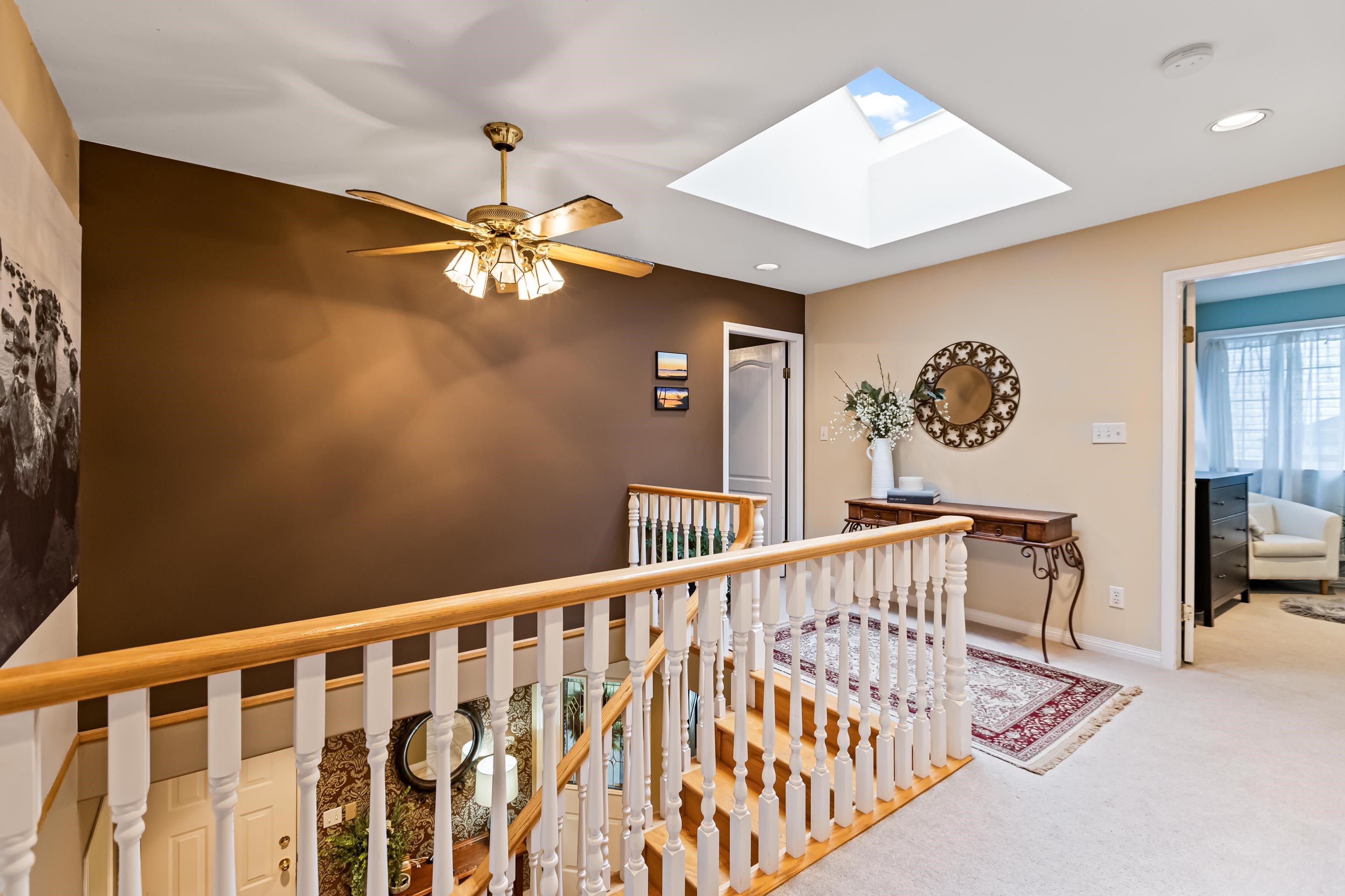 4 FOXWOOD COURT 12