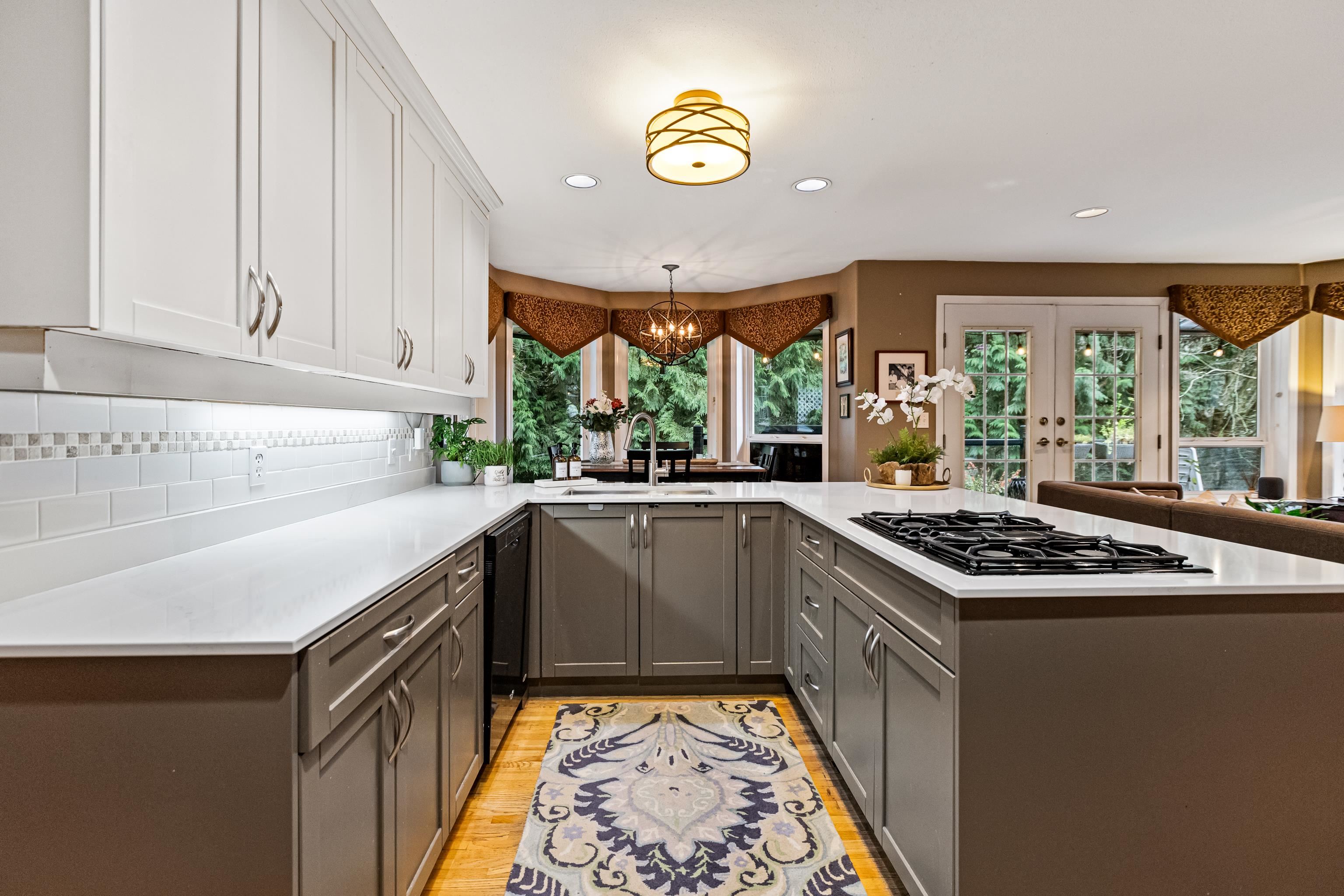4 FOXWOOD COURT 6
