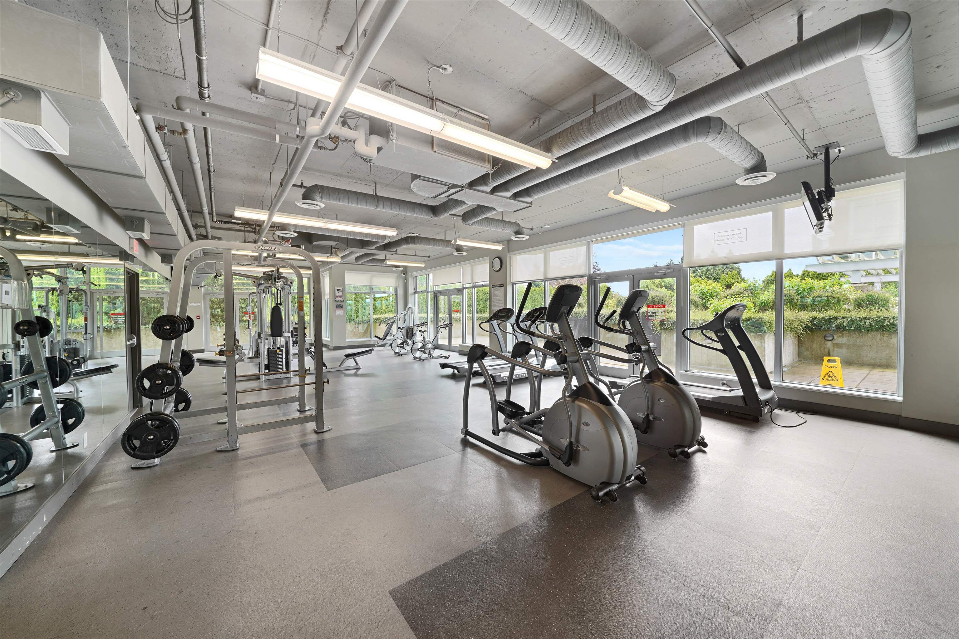 3303 2955 ATLANTIC AVENUE 27
