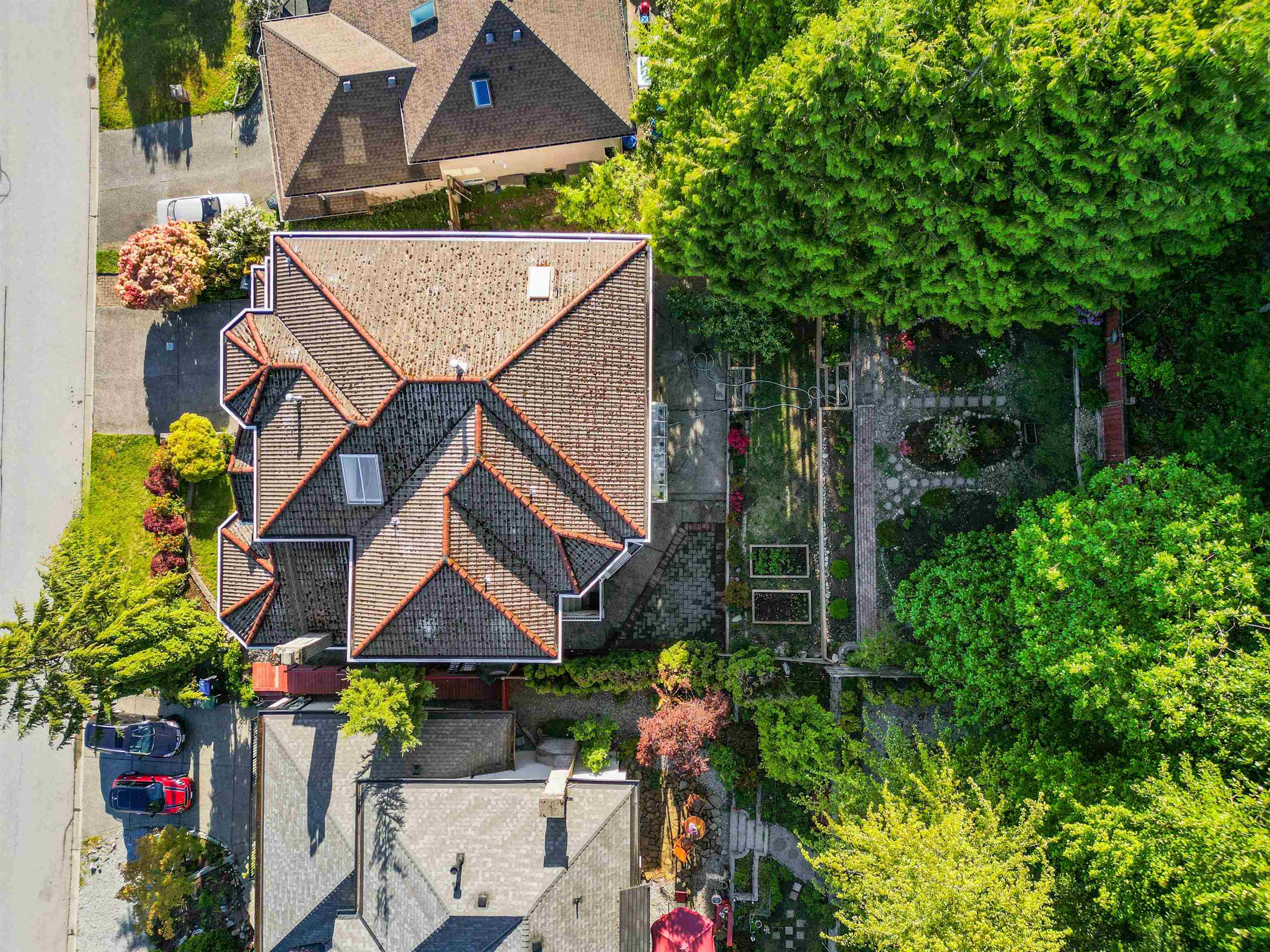 76 TIMBERCREST DRIVE 36