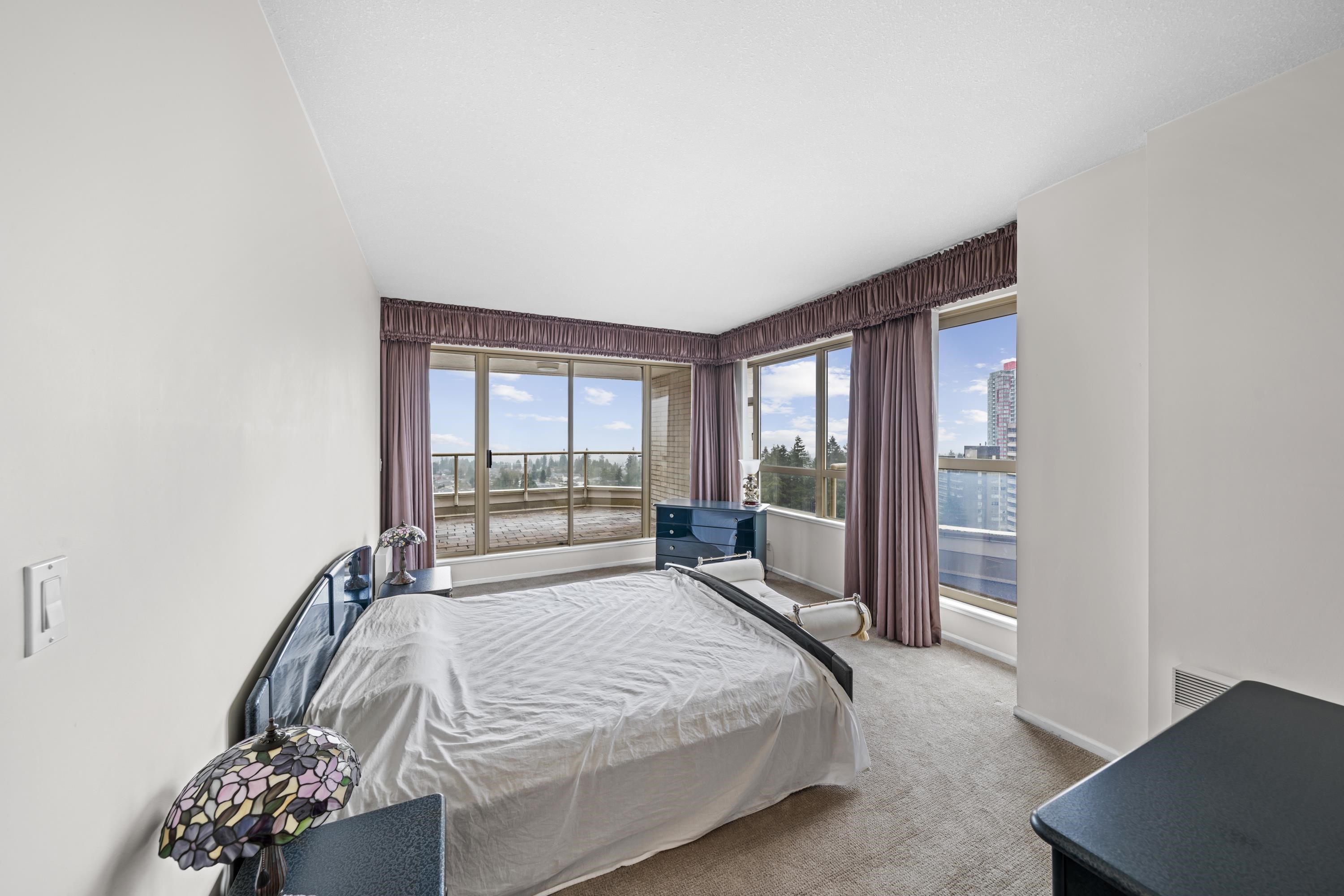 1603 4830 BENNETT STREET 15