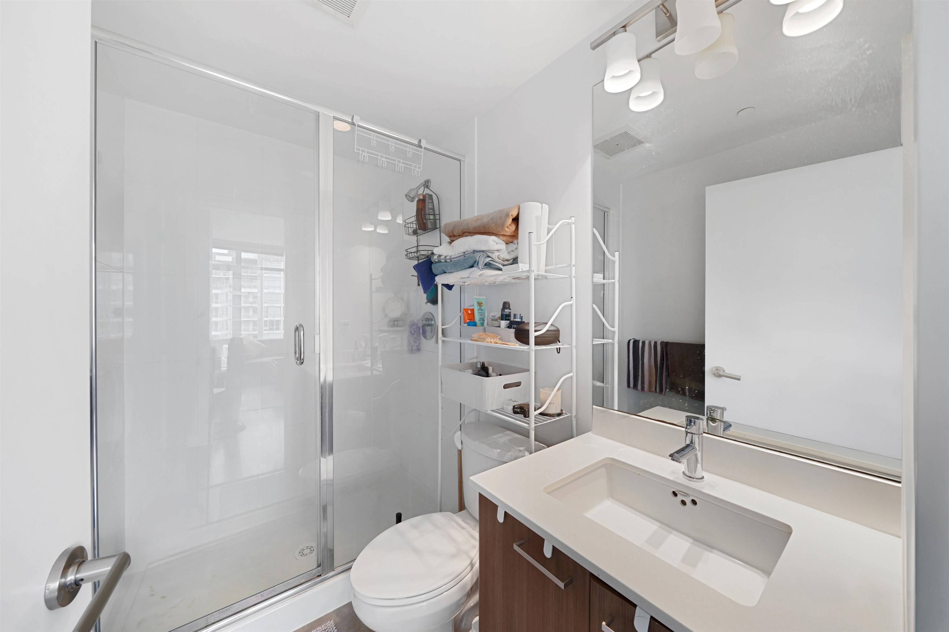 3303 2955 ATLANTIC AVENUE 13