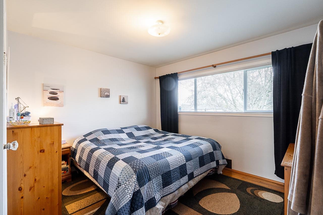 4720 SOUTHLAWN DRIVE 18