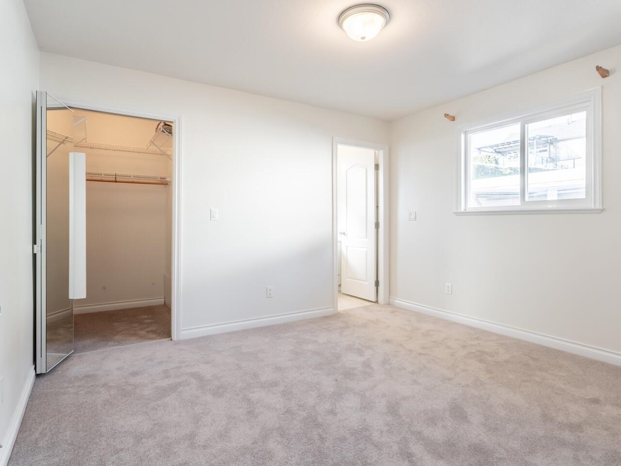 322 MILLVIEW STREET 8