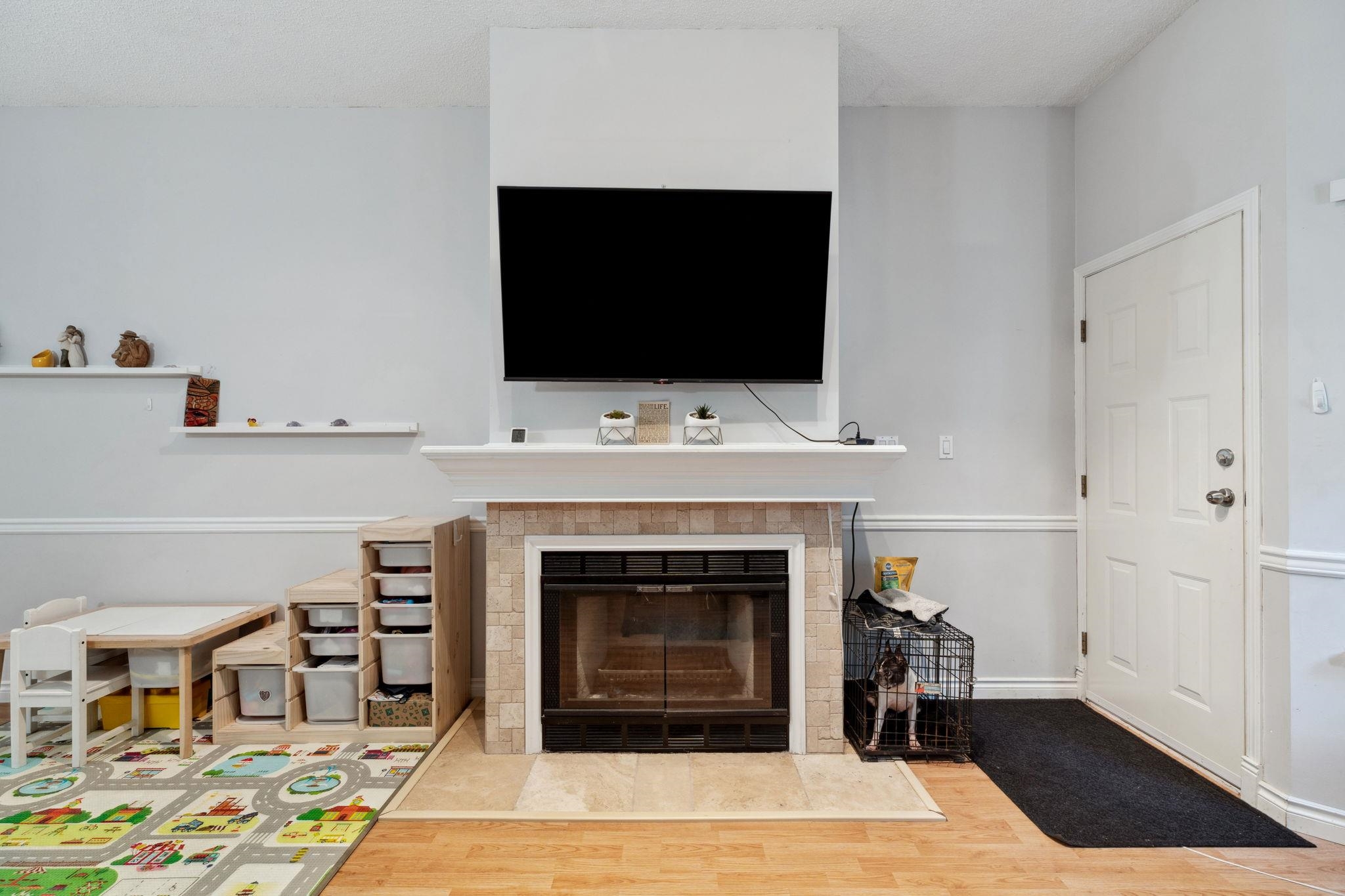 14 1406 BRUNETTE AVENUE 8