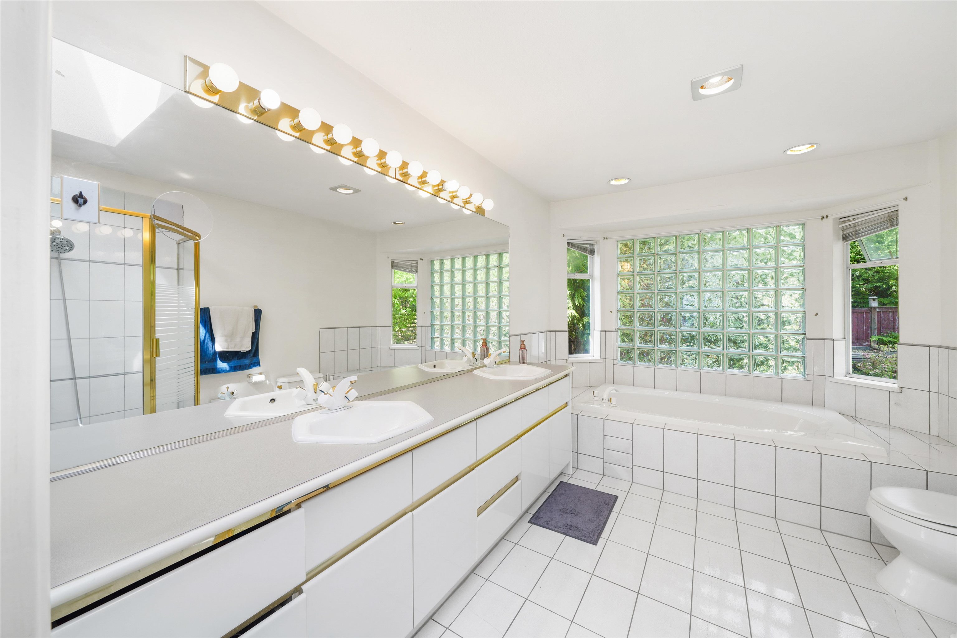76 TIMBERCREST DRIVE 21
