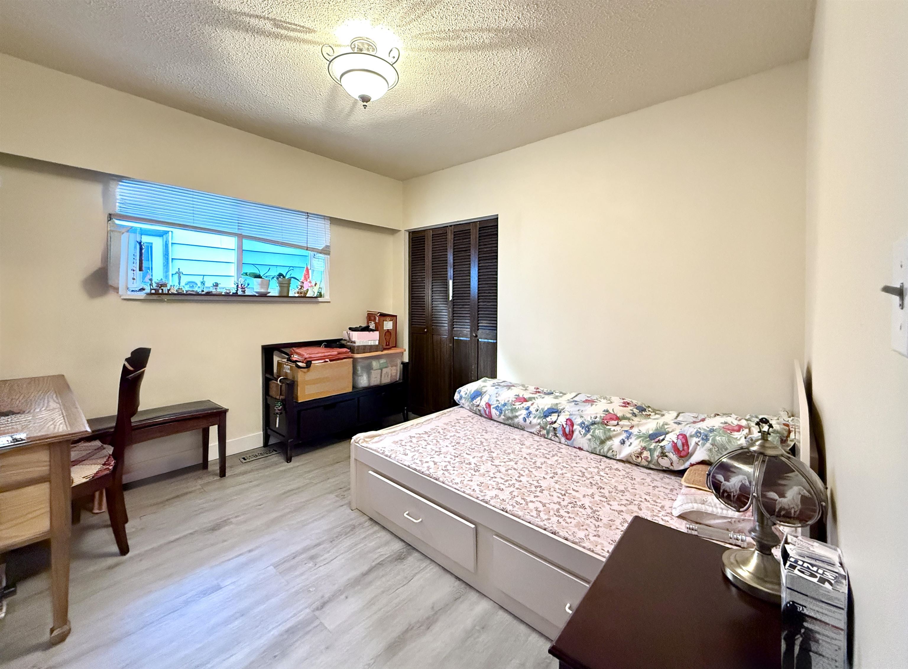 3569 E GEORGIA STREET 12