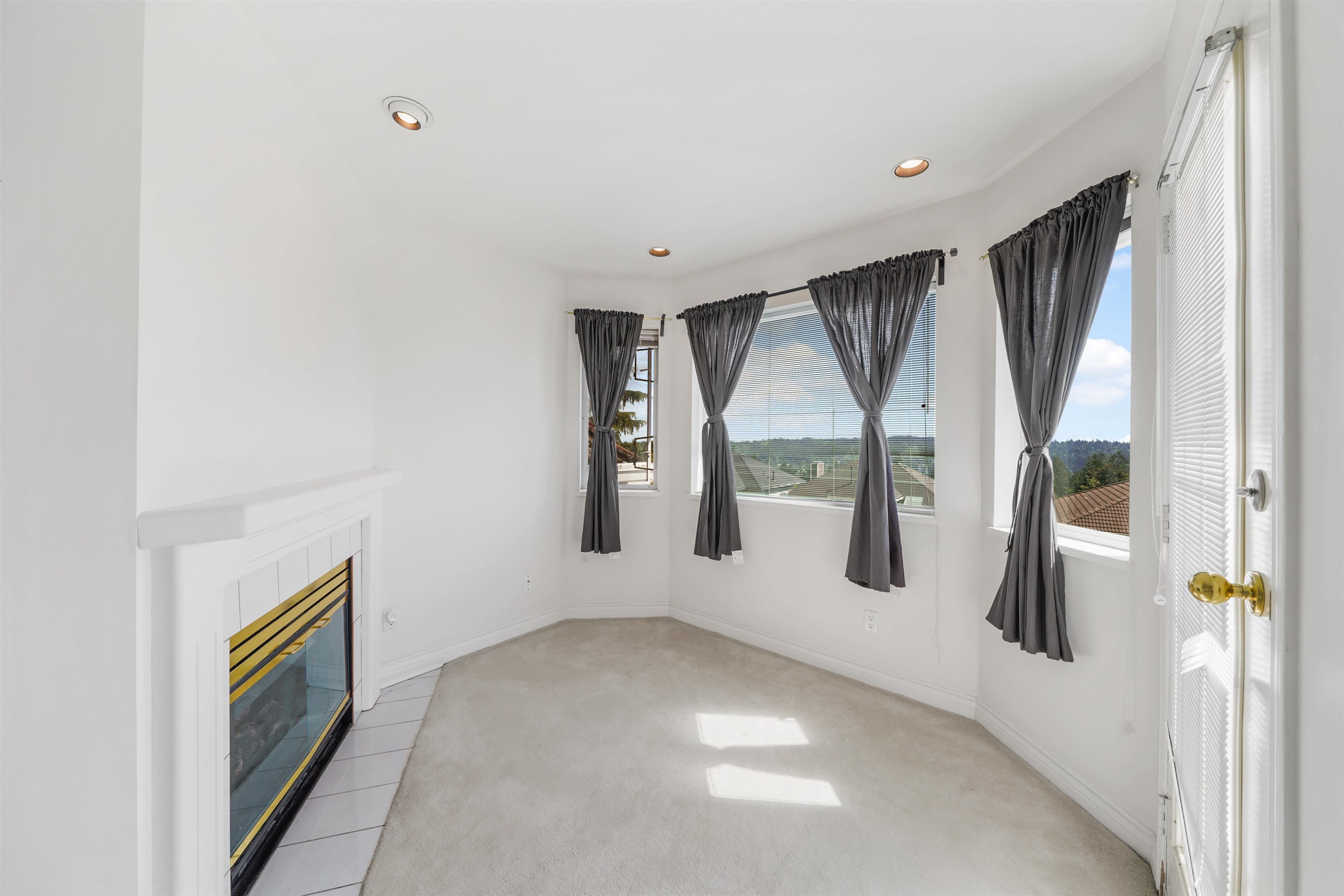 76 TIMBERCREST DRIVE 20
