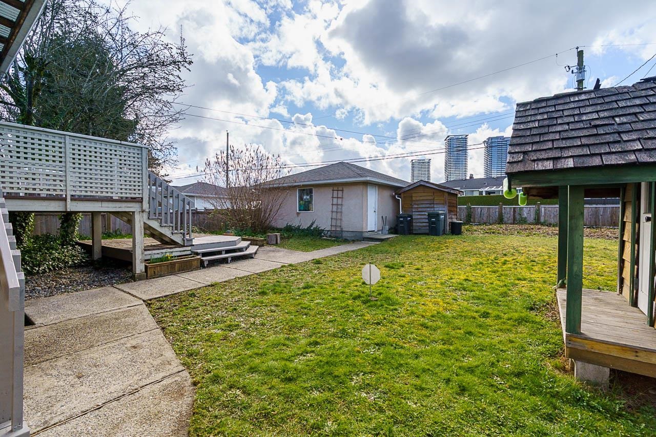 4720 SOUTHLAWN DRIVE 36