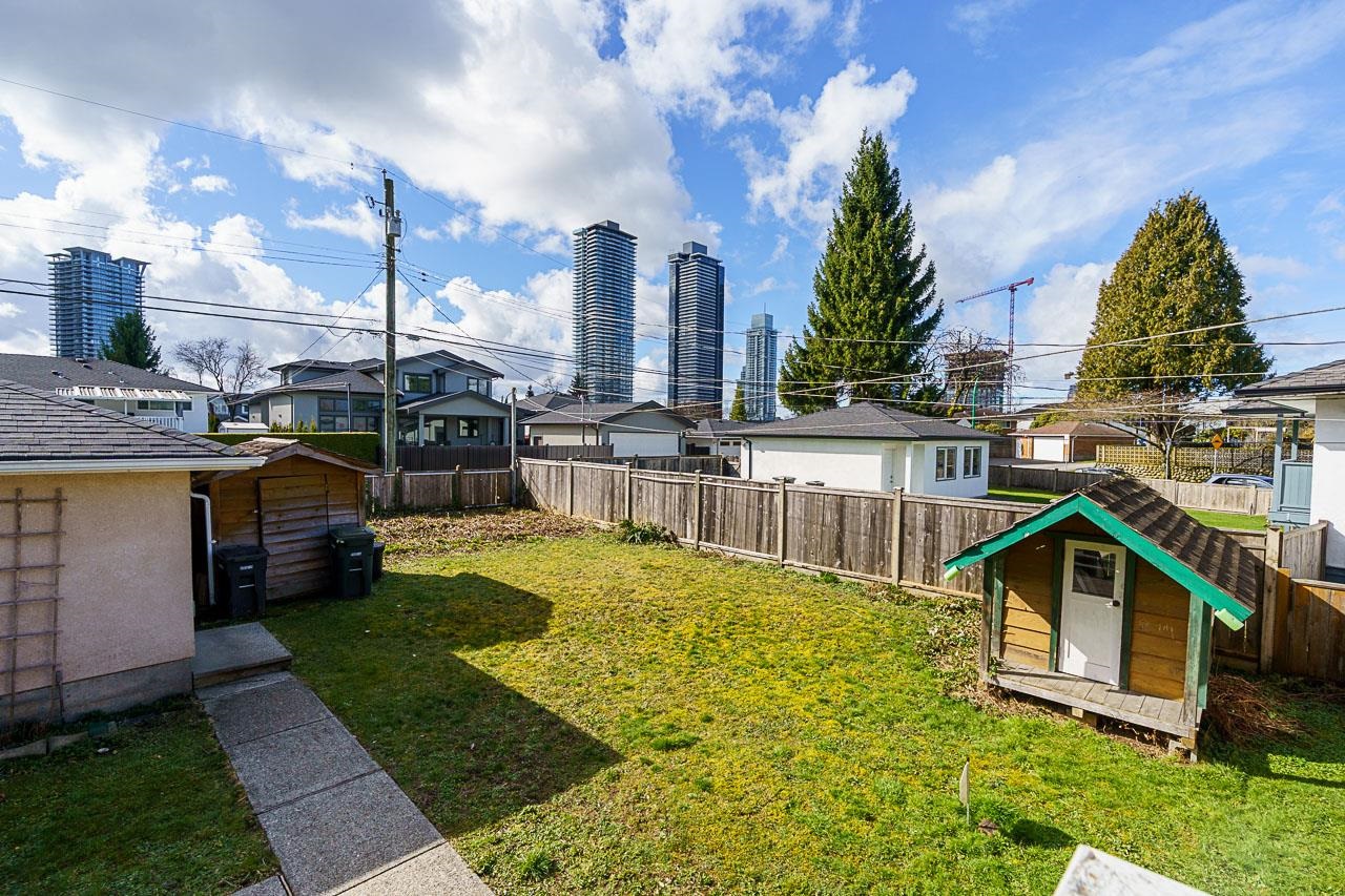 4720 SOUTHLAWN DRIVE 24