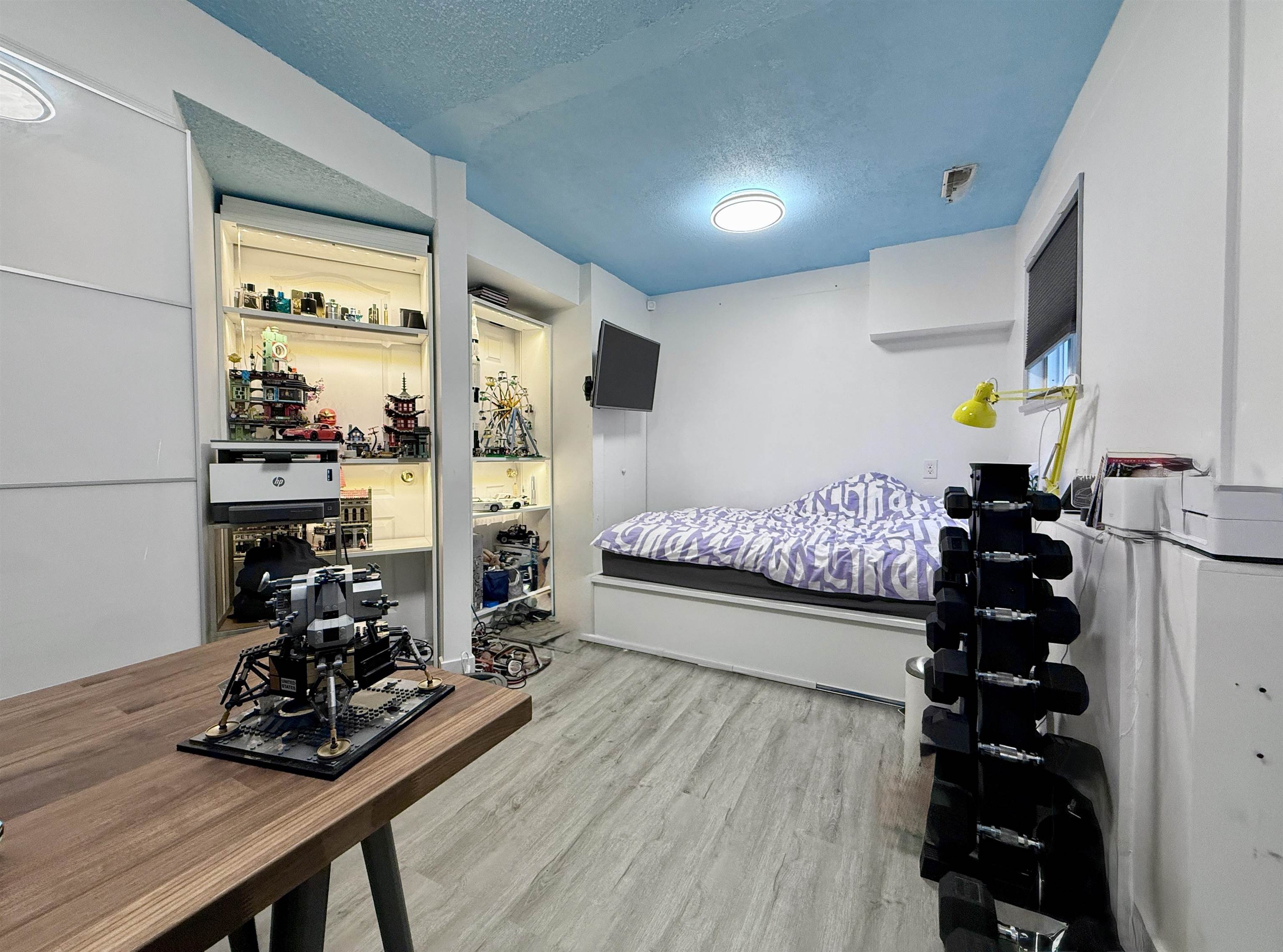 3569 E GEORGIA STREET 14