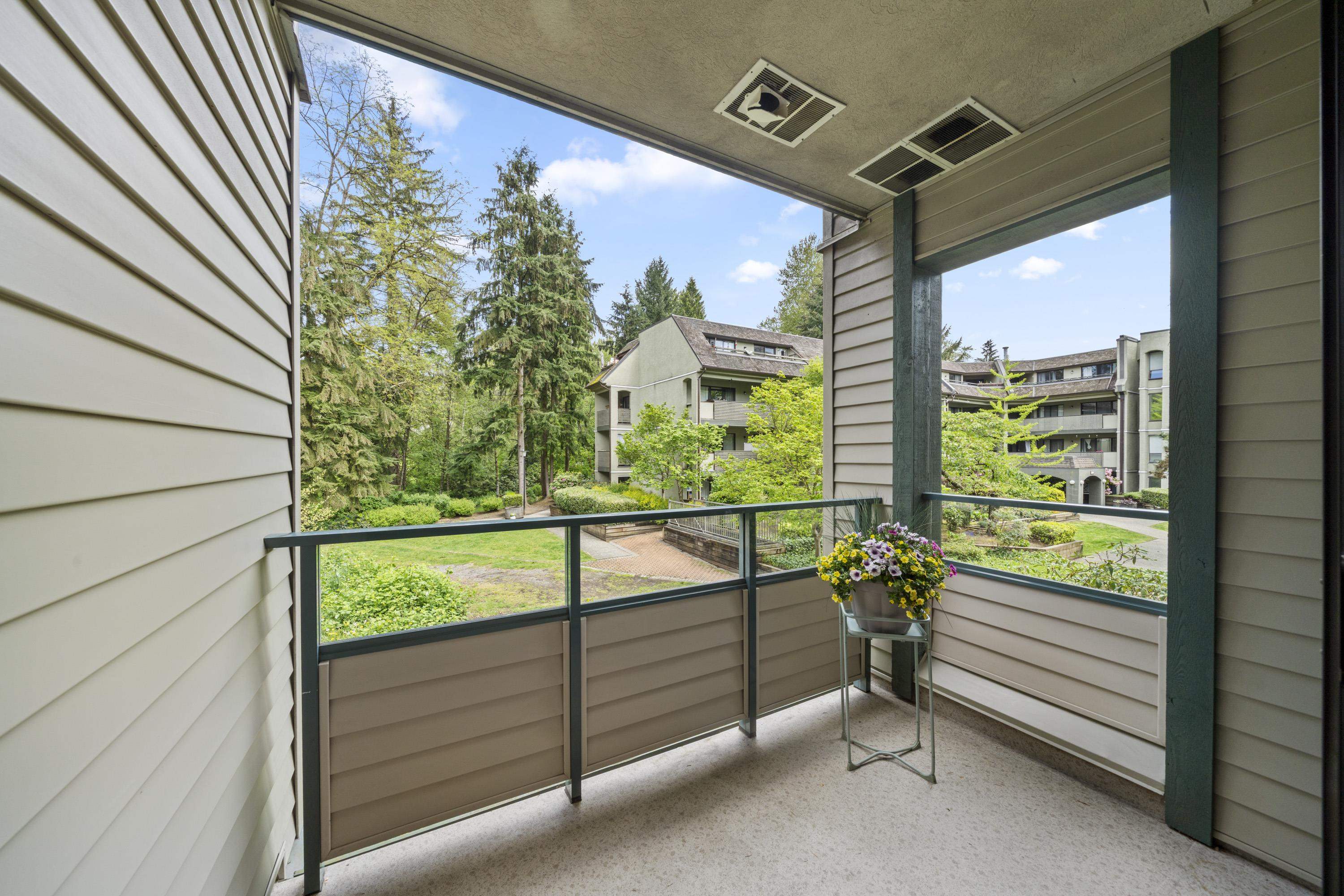 214 2915 GLEN DRIVE 27