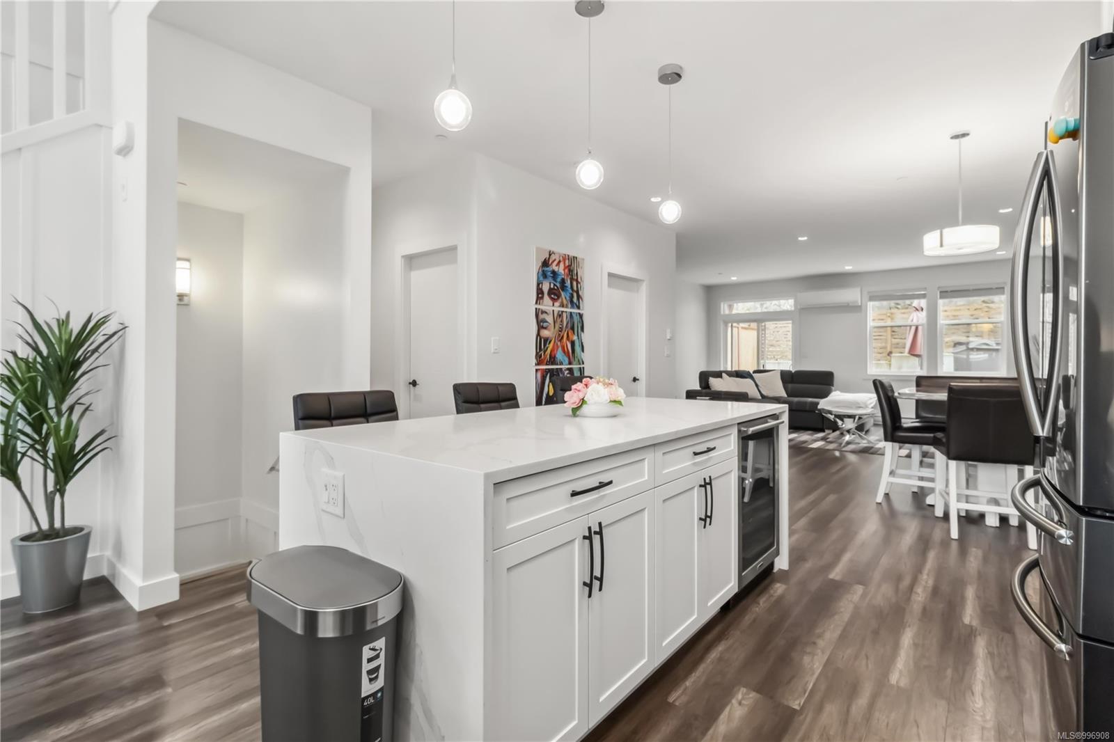 3329 Sanderling Way Langford 2