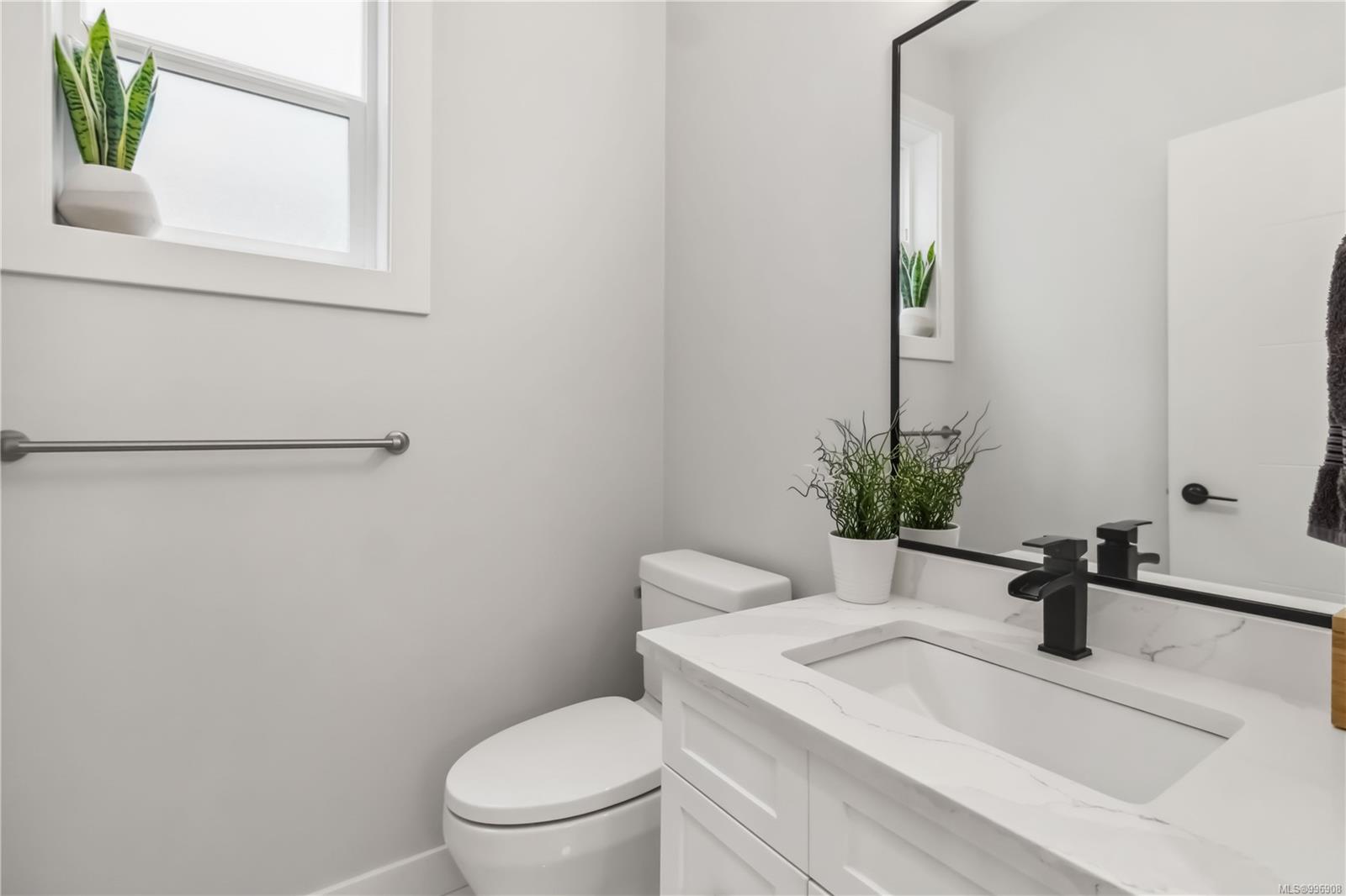 3329 Sanderling Way Langford 12
