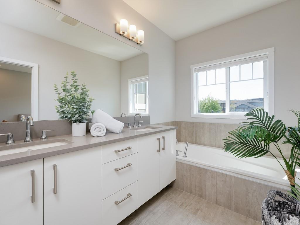 3462 Dunlin Street Colwood 12