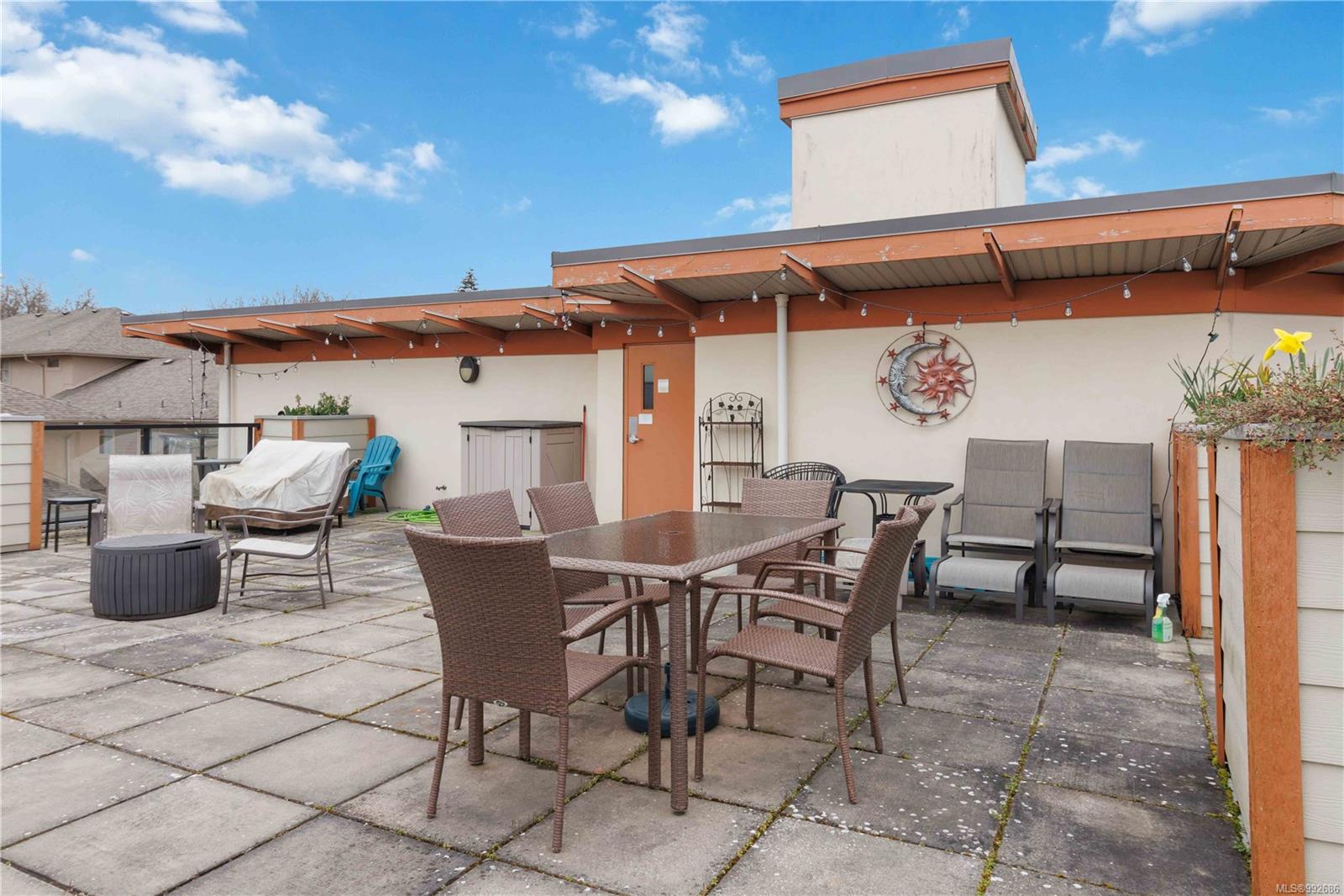 2940 Harriet Road #405 Saanich 13