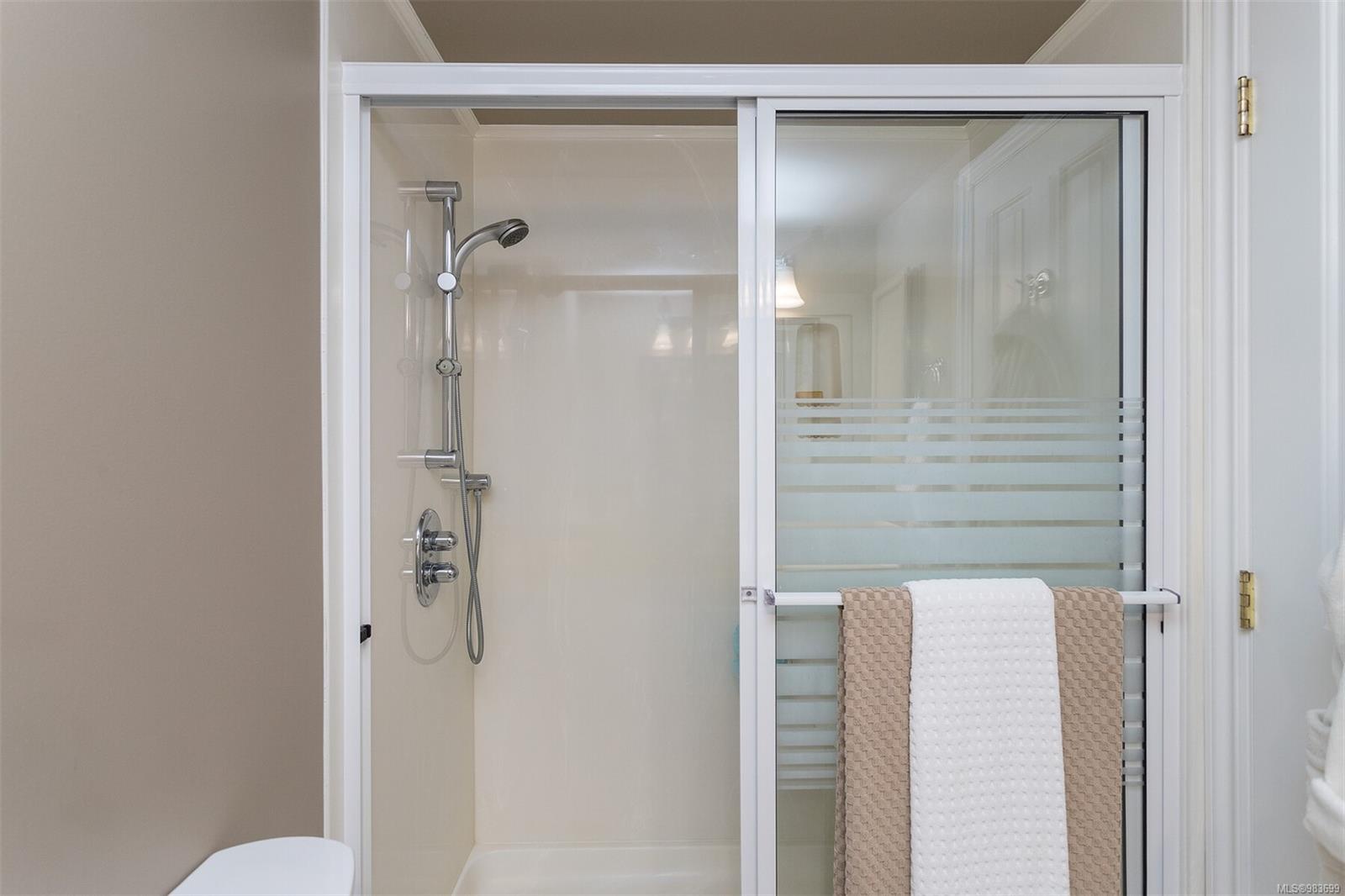 225 Belleville Street #415 Victoria 14