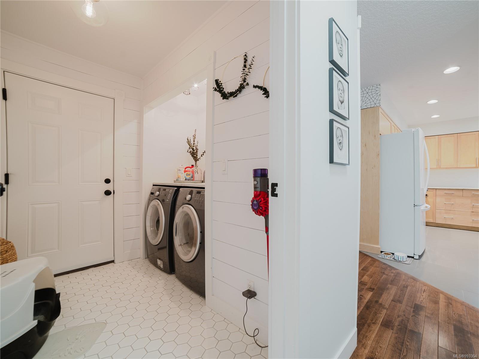3580 Holland Avenue Cobble Hill 14