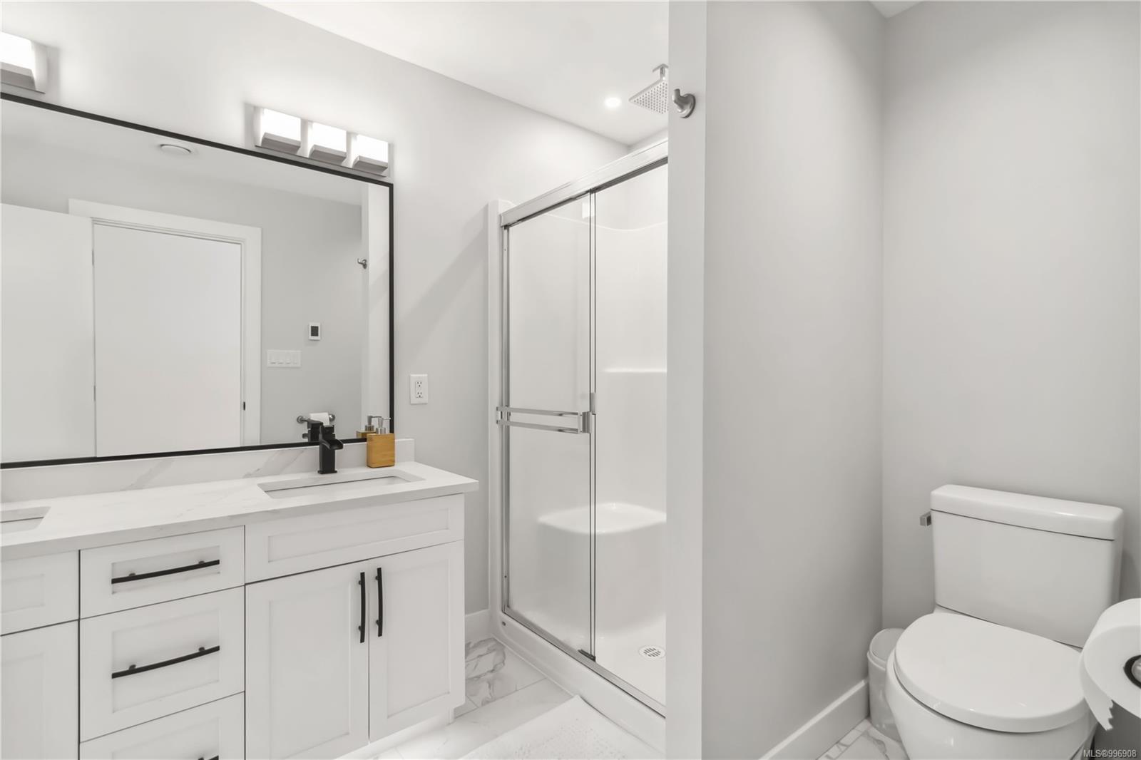 3329 Sanderling Way Langford 15