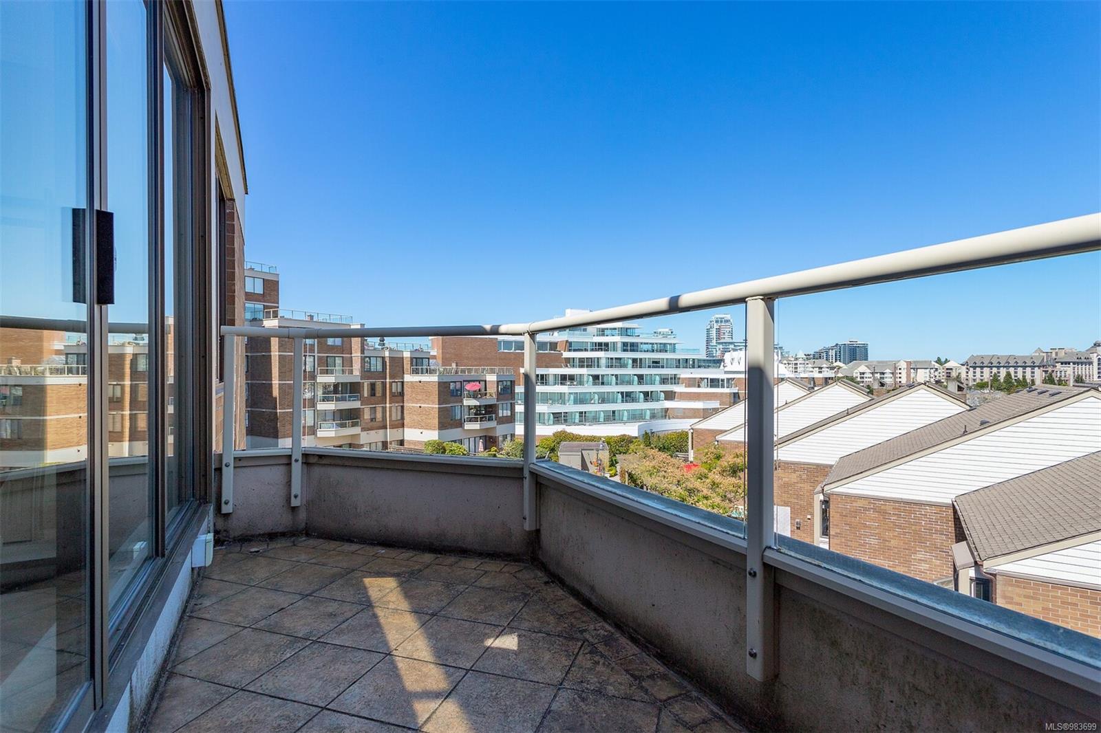 225 Belleville Street #415 Victoria 19