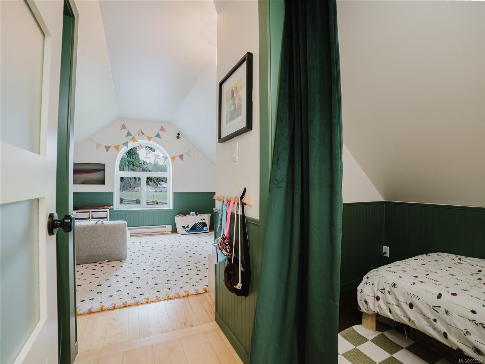 3580 Holland Avenue Cobble Hill 22