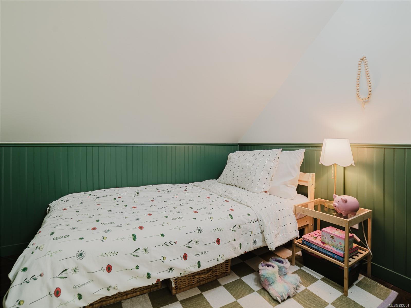 3580 Holland Avenue Cobble Hill 23