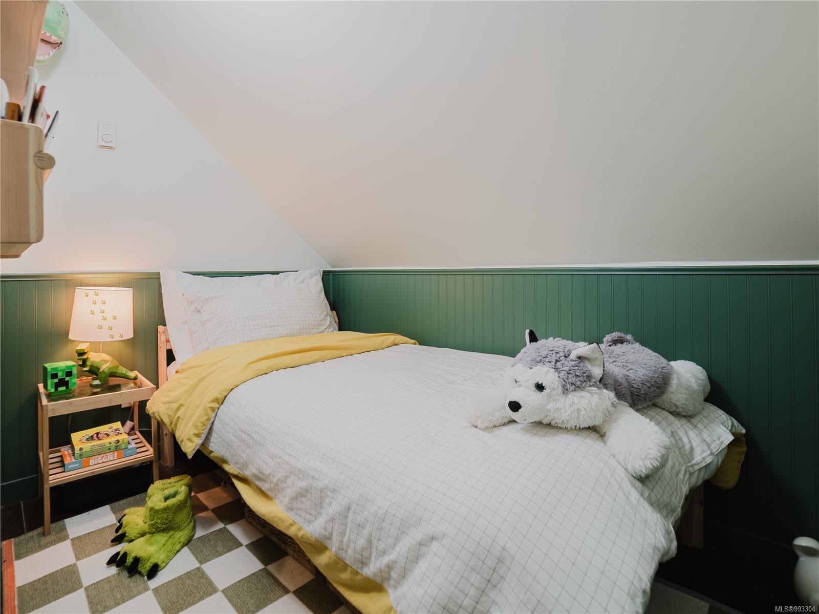 3580 Holland Avenue Cobble Hill 24