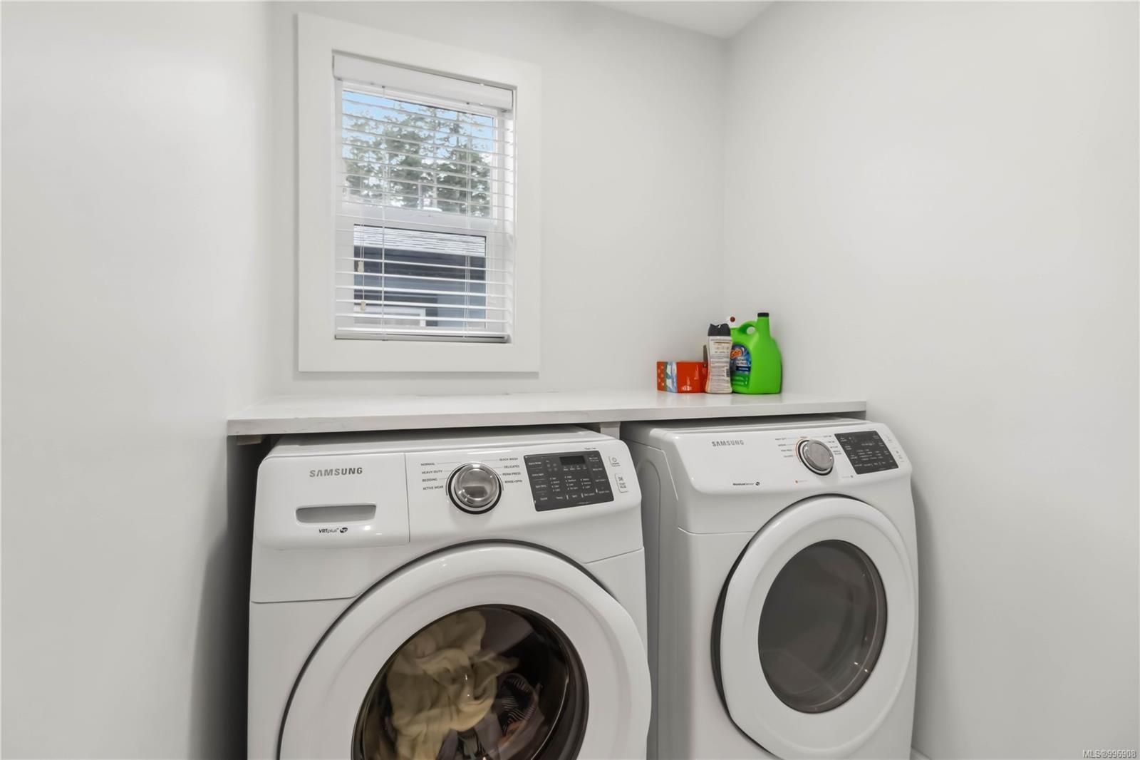 3329 Sanderling Way Langford 23