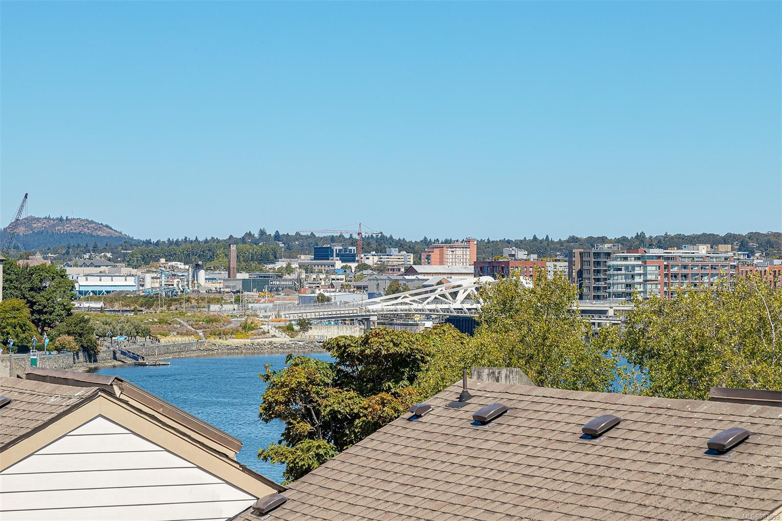 225 Belleville Street #415 Victoria 24
