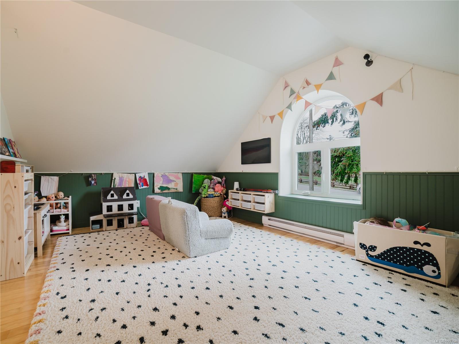 3580 Holland Avenue Cobble Hill 25