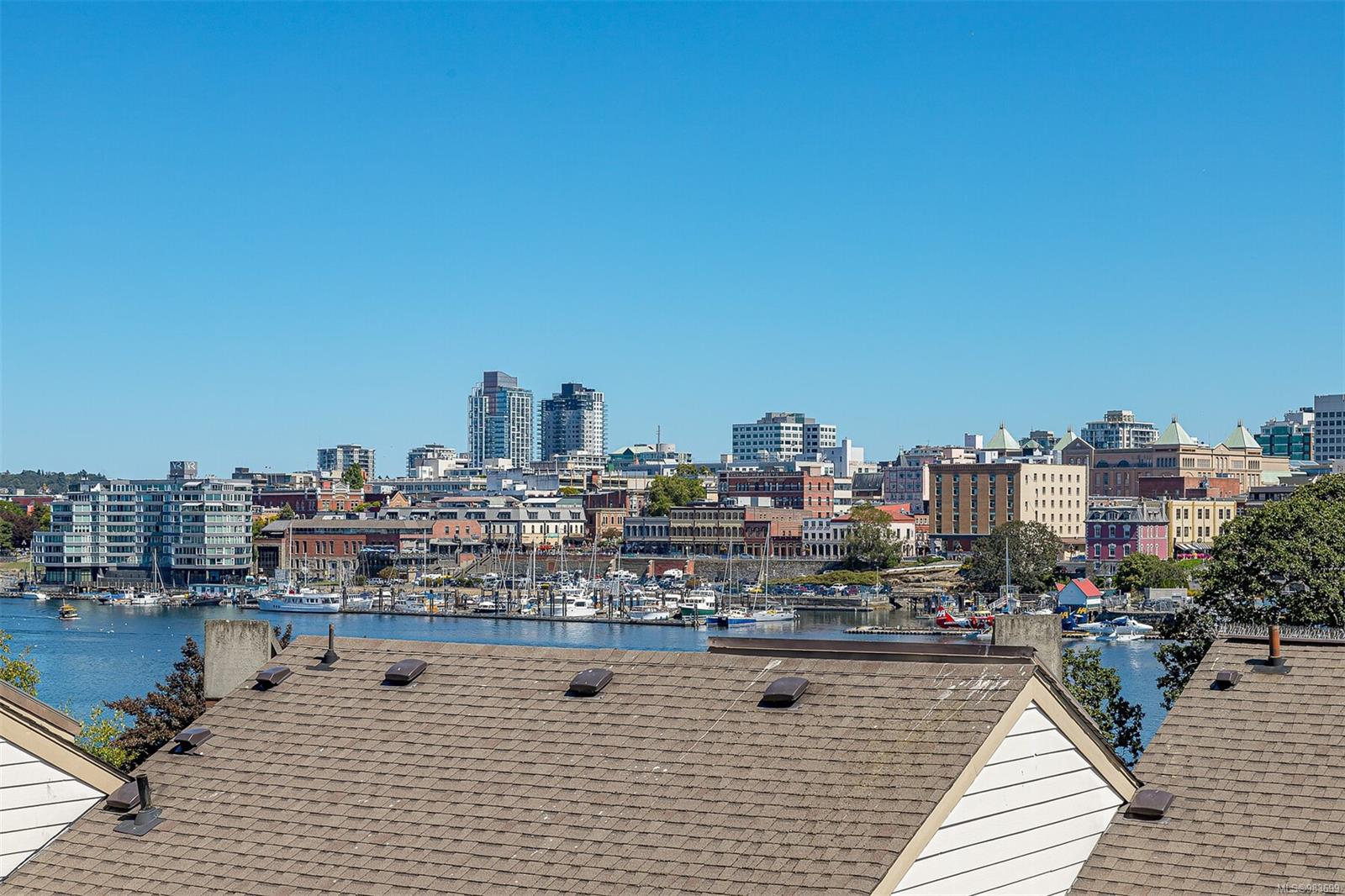 225 Belleville Street #415 Victoria 25