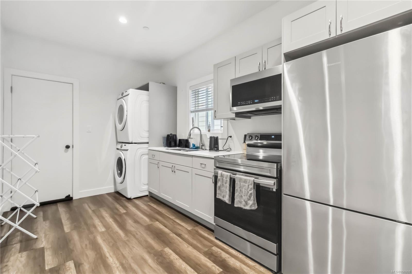 3329 Sanderling Way Langford 25