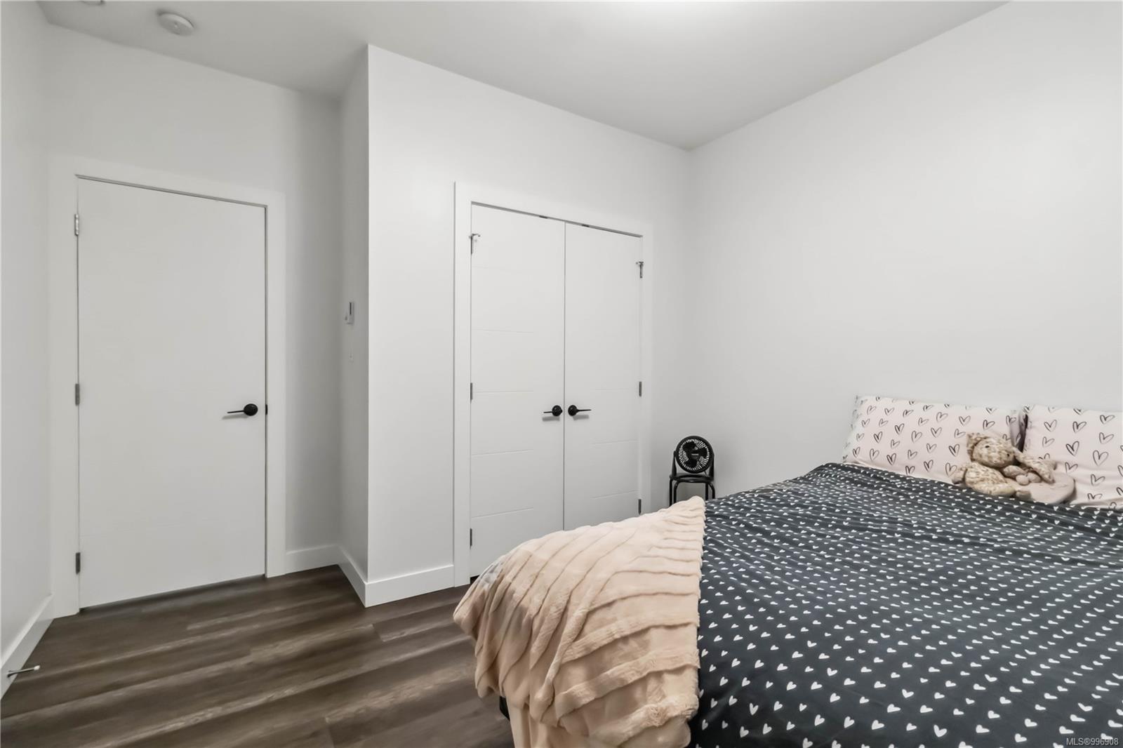 3329 Sanderling Way Langford 34